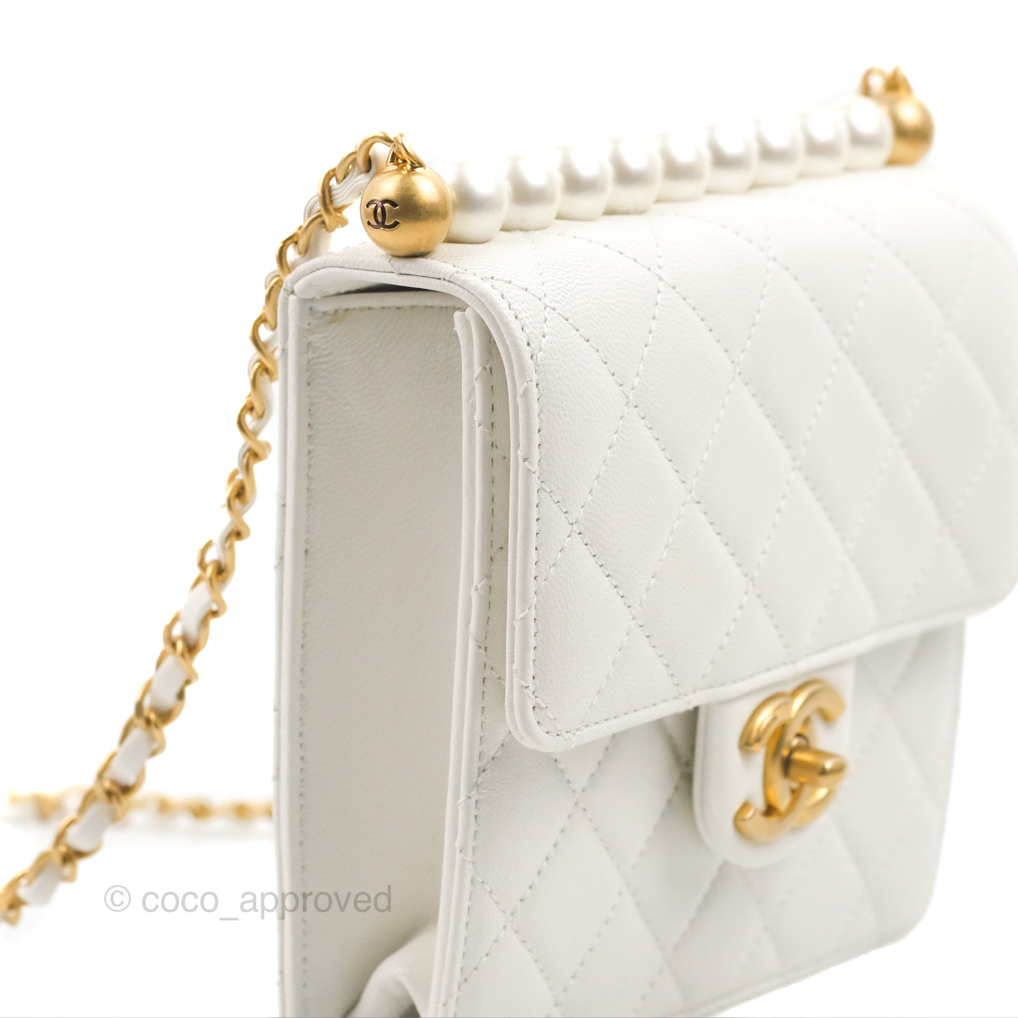 Chanel Quilted Chic Pearls Flap White Goatskin Aged Gold Hardware