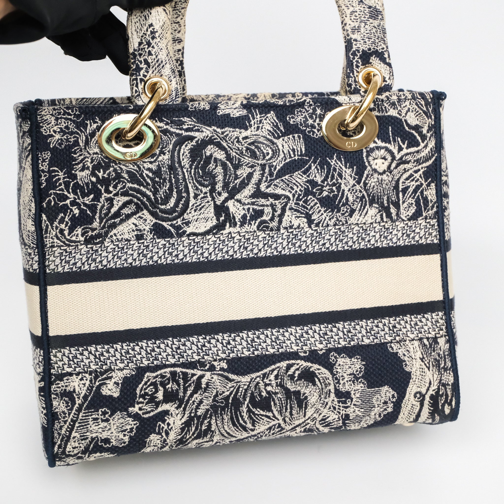 完売必至！Toile de Jouy Reverse LADY D-LITE MEDIUM BAG CHRISTIAN DIOR Canvas Toile De Jouy Reverse Embroidered