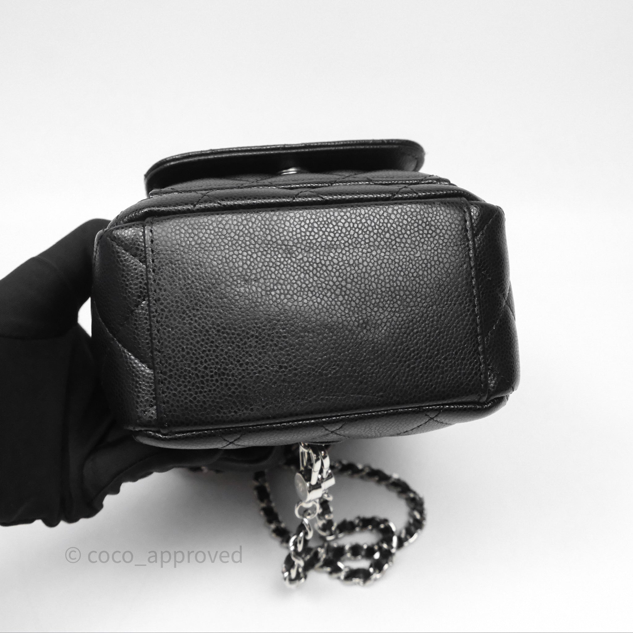 [CHANEL]★Classic Mini Backpack★Black NWT 24C Chanel Classic Mini Backpack Black Caviar with Gold