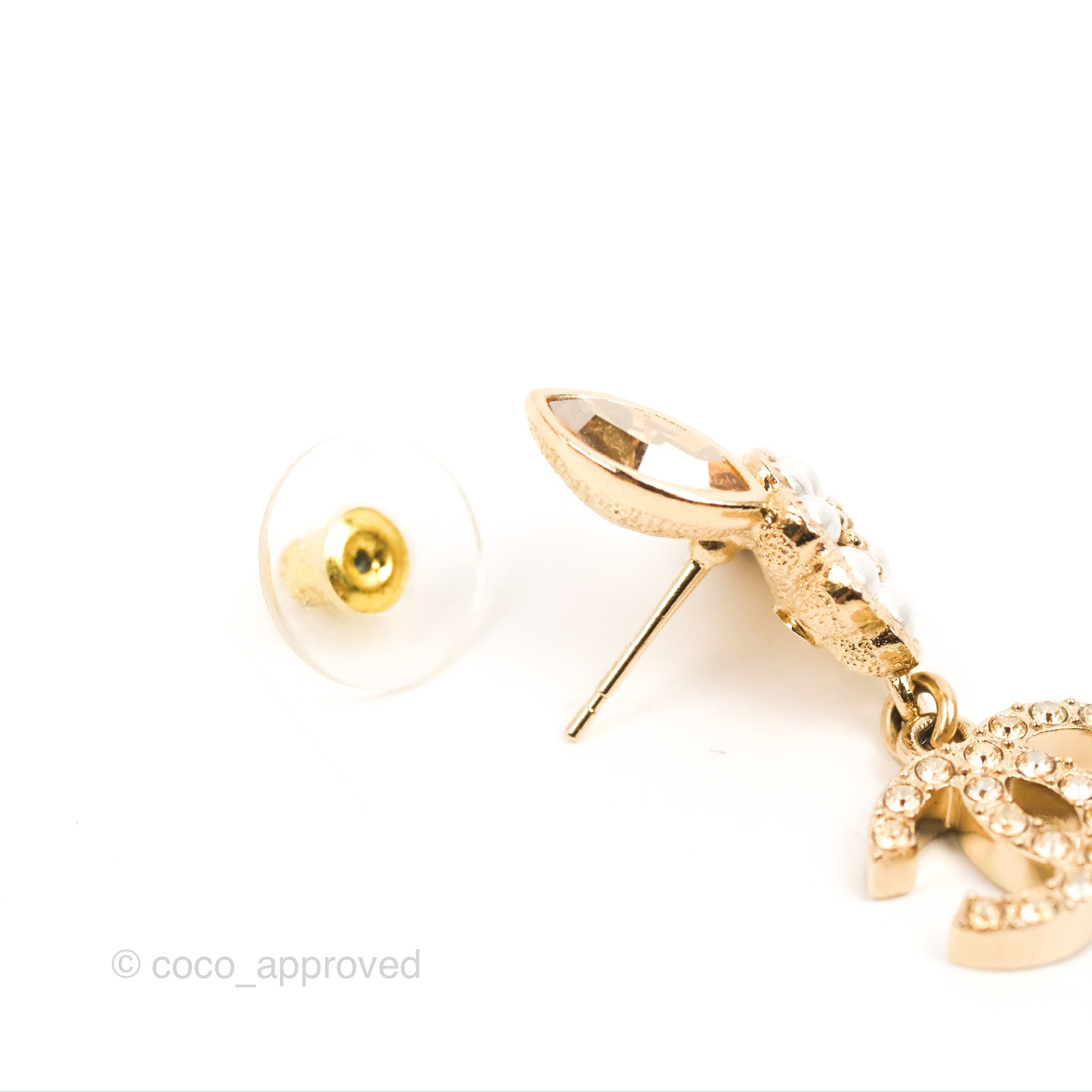 Chanel Crystal Pearl CC Flower Pendant Earrings Gold Tone 22K – Coco  Approved Studio