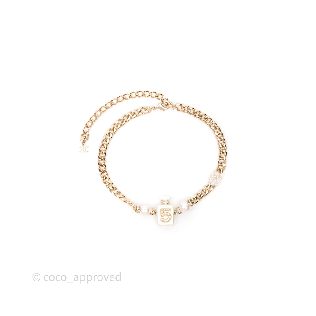 Chanel No5 Perfume Bottle Crystal Pearl Chain Choker Necklace Gold Tone 22S