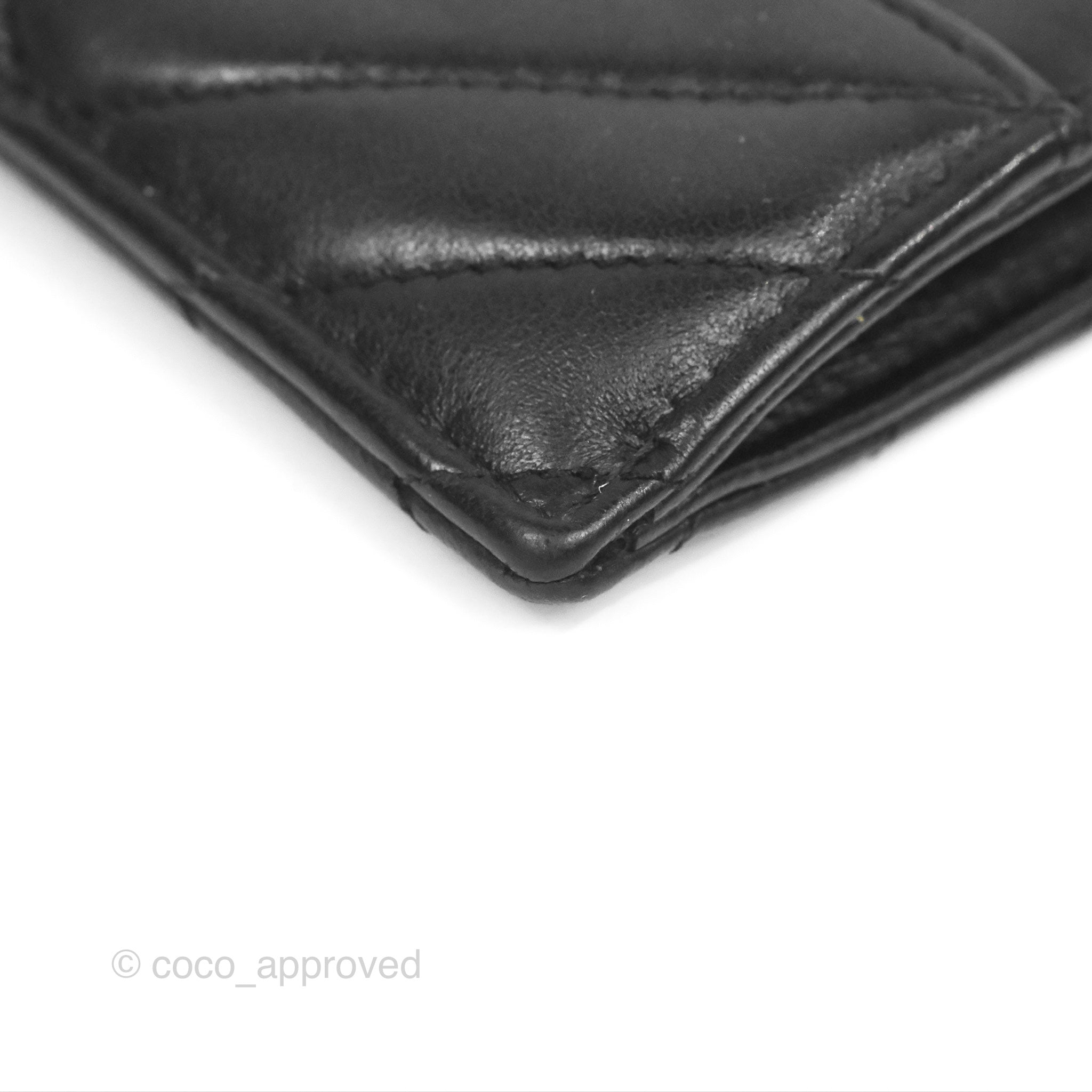 Chanel Chevron CC Zipped Card Holder Black Lambskin Silver Hardware – Coco  Approved Studio