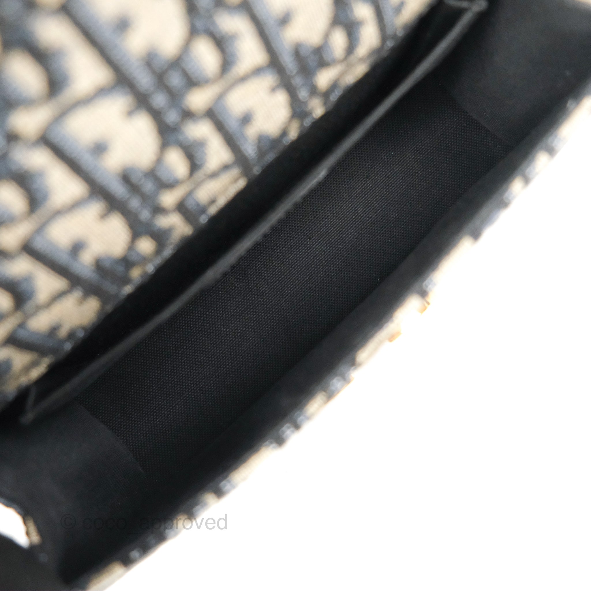 Dior 30 Montaigne Chain Blue bag - BNWT - RRP$ 3,800 USD