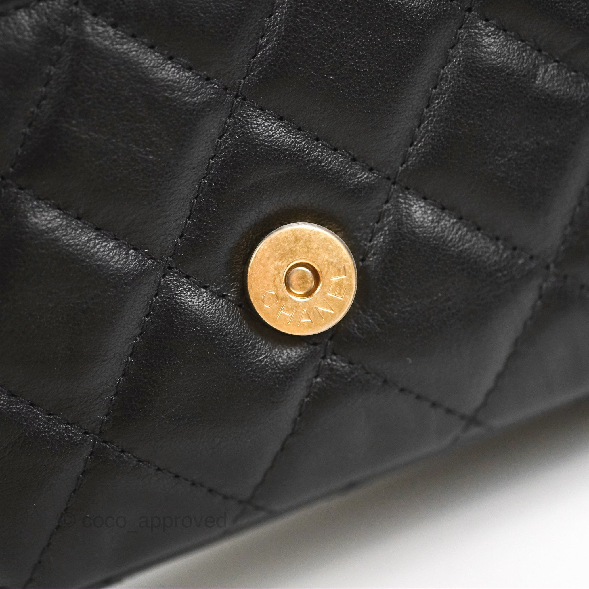 Chanel Phone Holder with Chain Black Aged Calfskin 23K – Coco