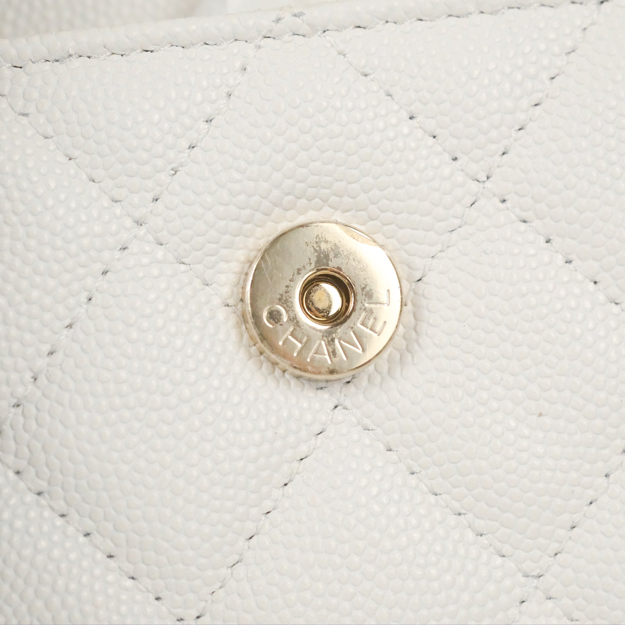 Chanel CC Caviar Tote Bag (SHG-8JwtQL) – LuxeDH