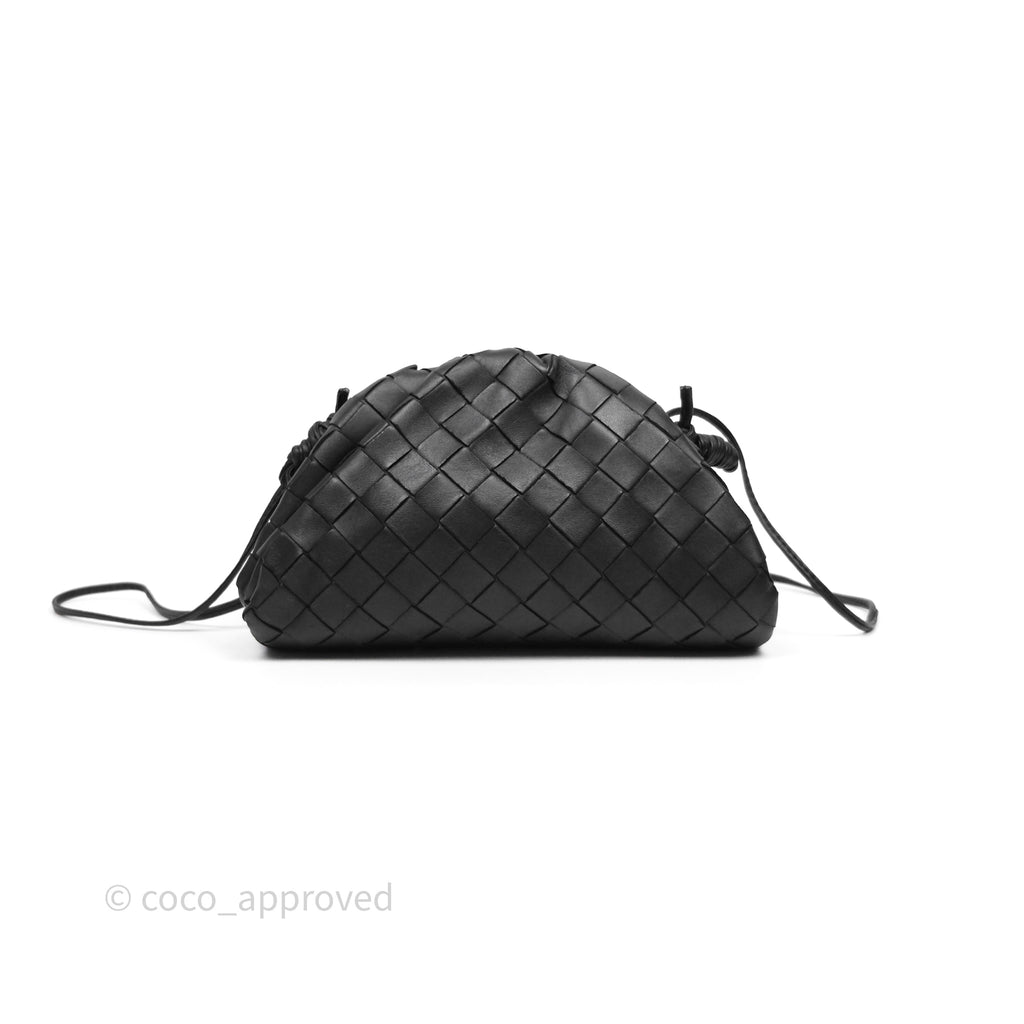 Bottega Veneta Mini Pouch Black Intrecciato Calfskin