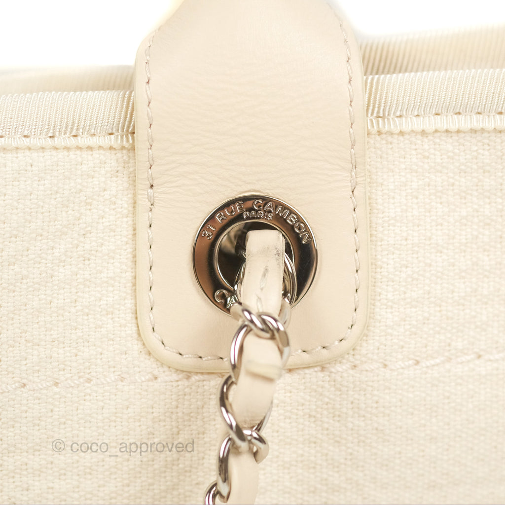 CHANEL DEAUVILLE TOTE BAG WITH PEARLS