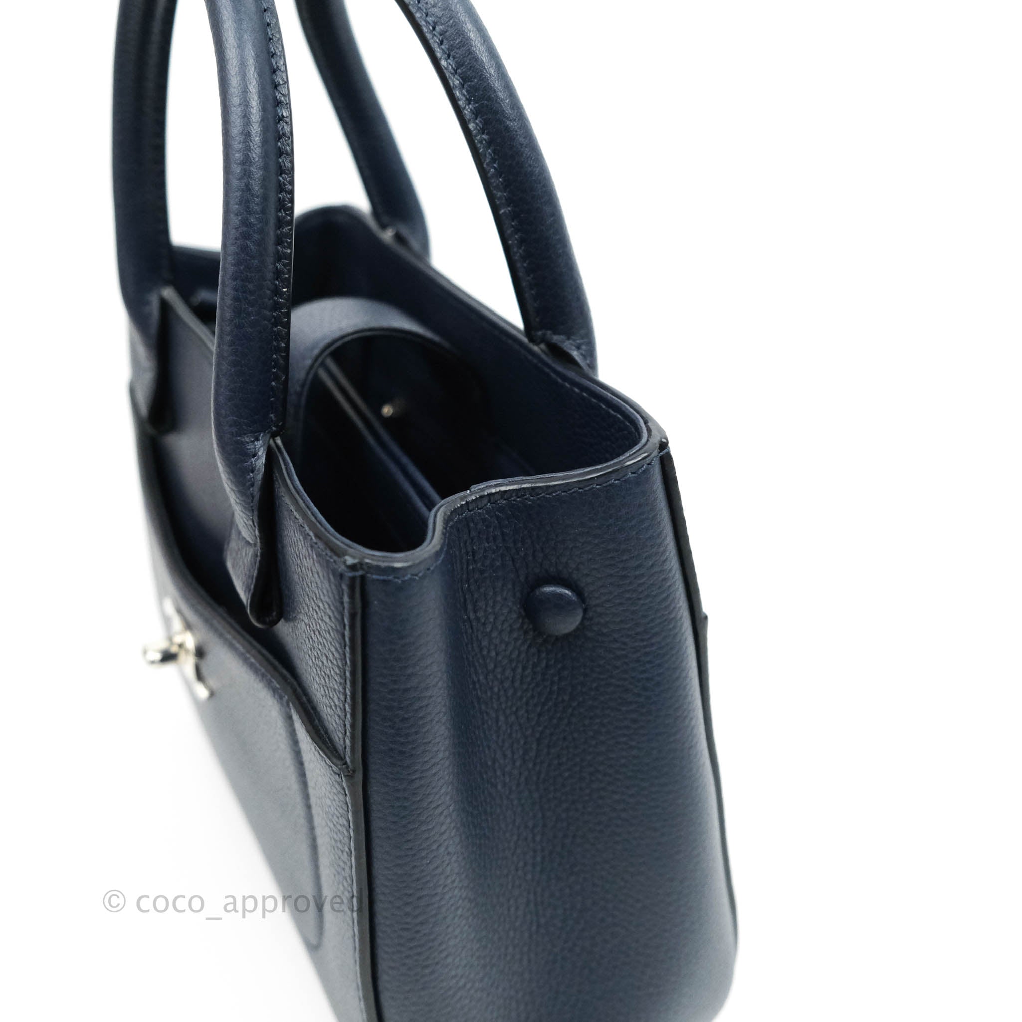 Chanel Medium Neo Executive Tote - Neutrals Totes, Handbags - CHA870358