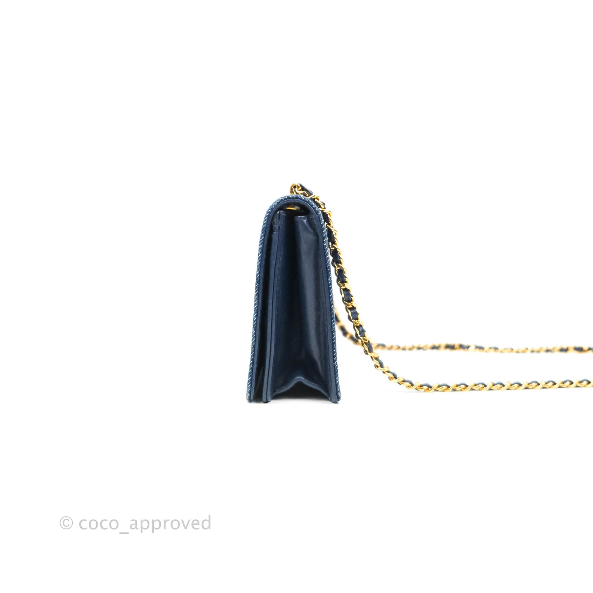VINTAGE●CHANEL●ダブルチェーン付き ウォレットオンチェーン 軽やかに纏うVINTAGE CHANEL チェーンウォレット｜DECOUVERTE