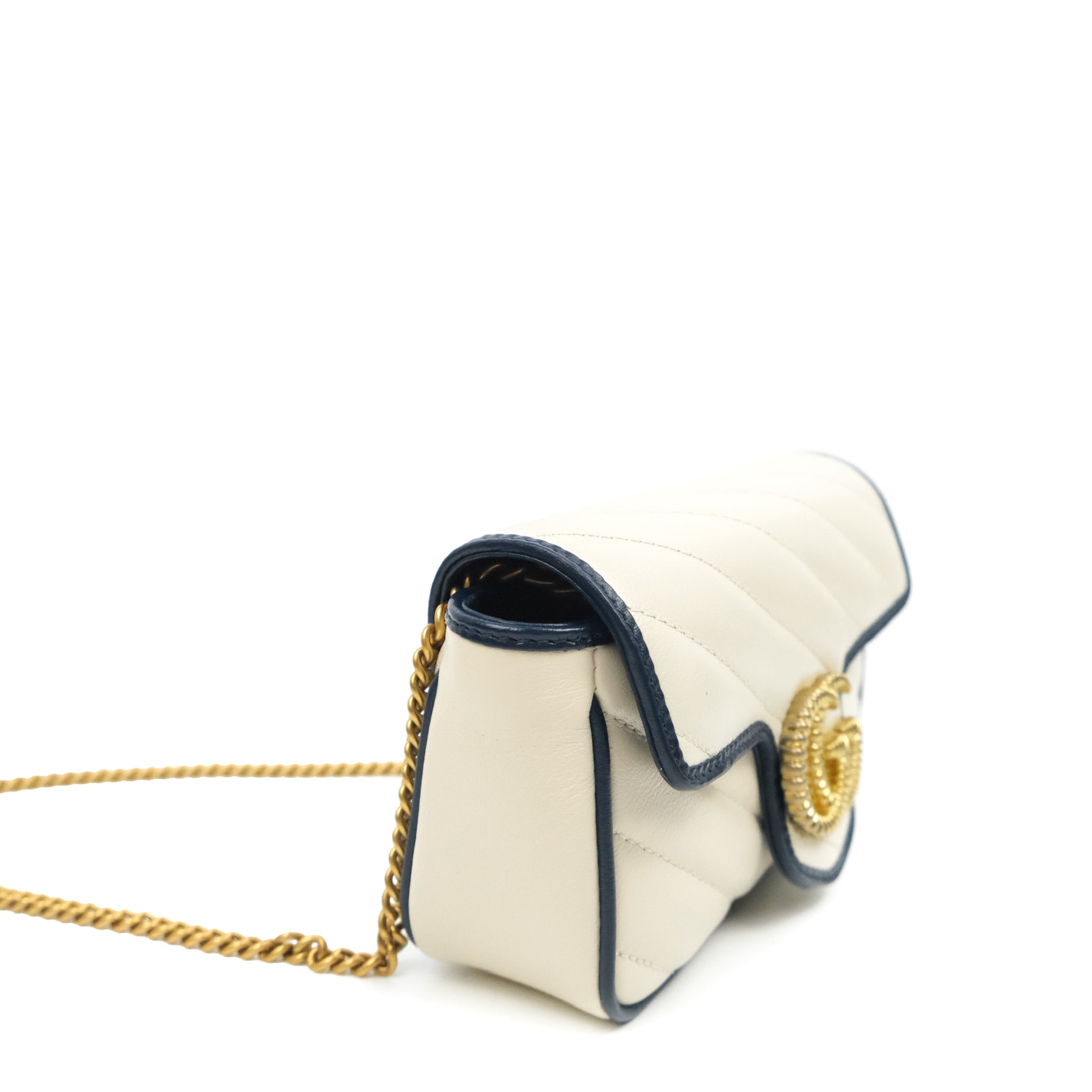 GG Marmont matelassé chain mini bag in white leather