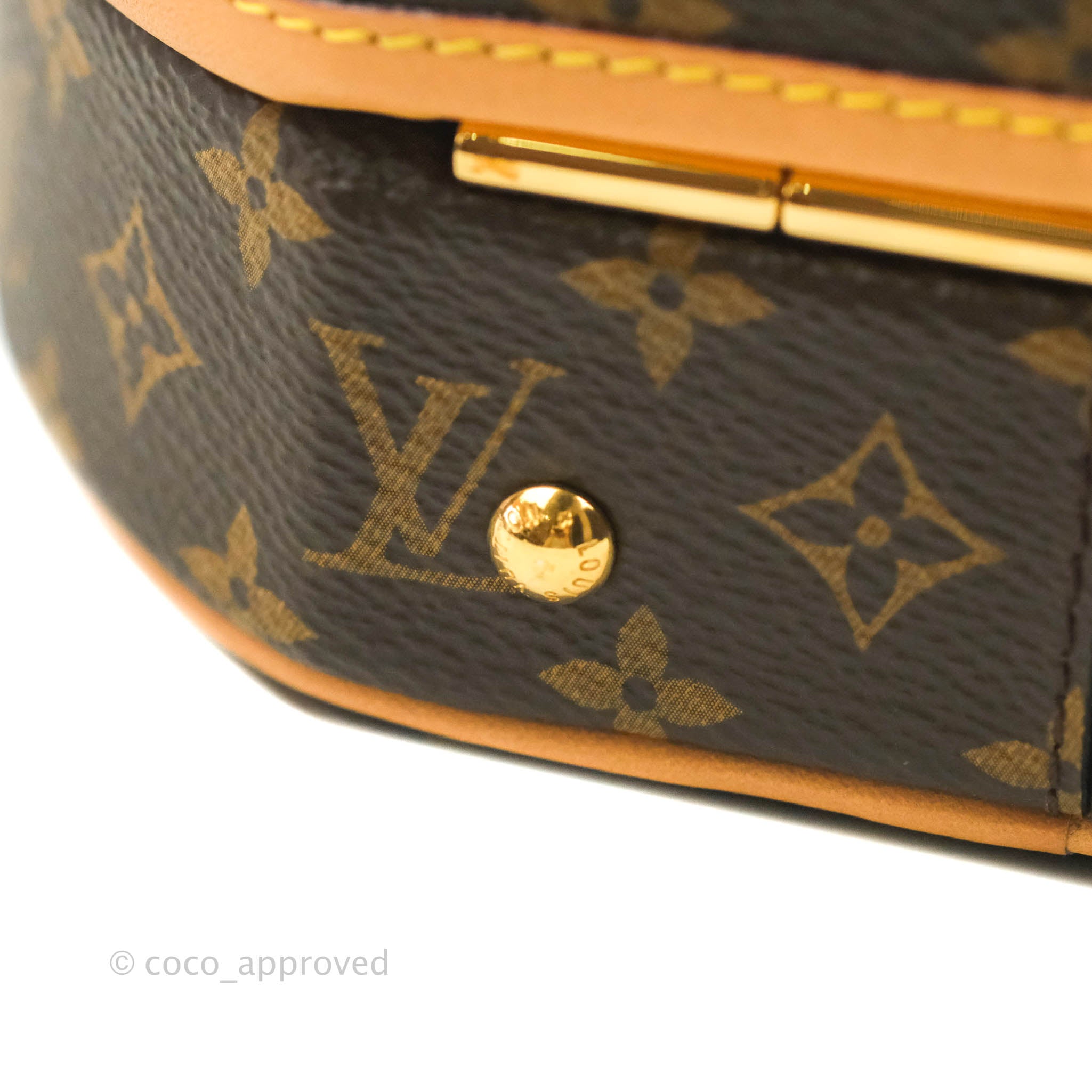 Petite boîte chapeau handbag Louis Vuitton Black in Cotton - 35381235