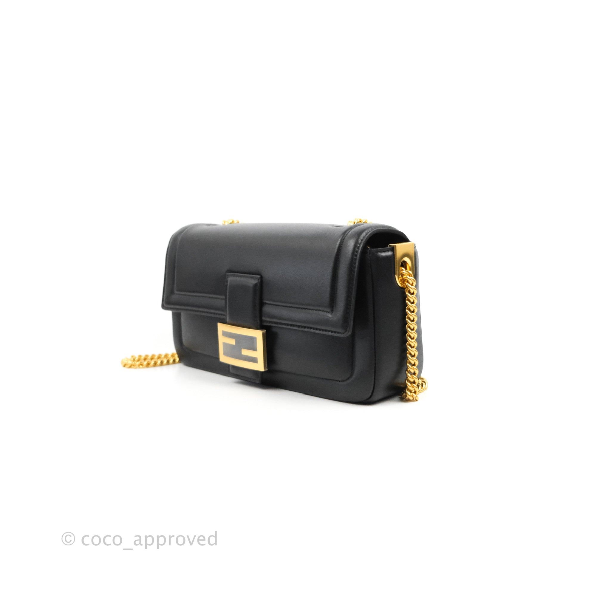 Leather clutch bag Fendi Black in Leather - 32379048