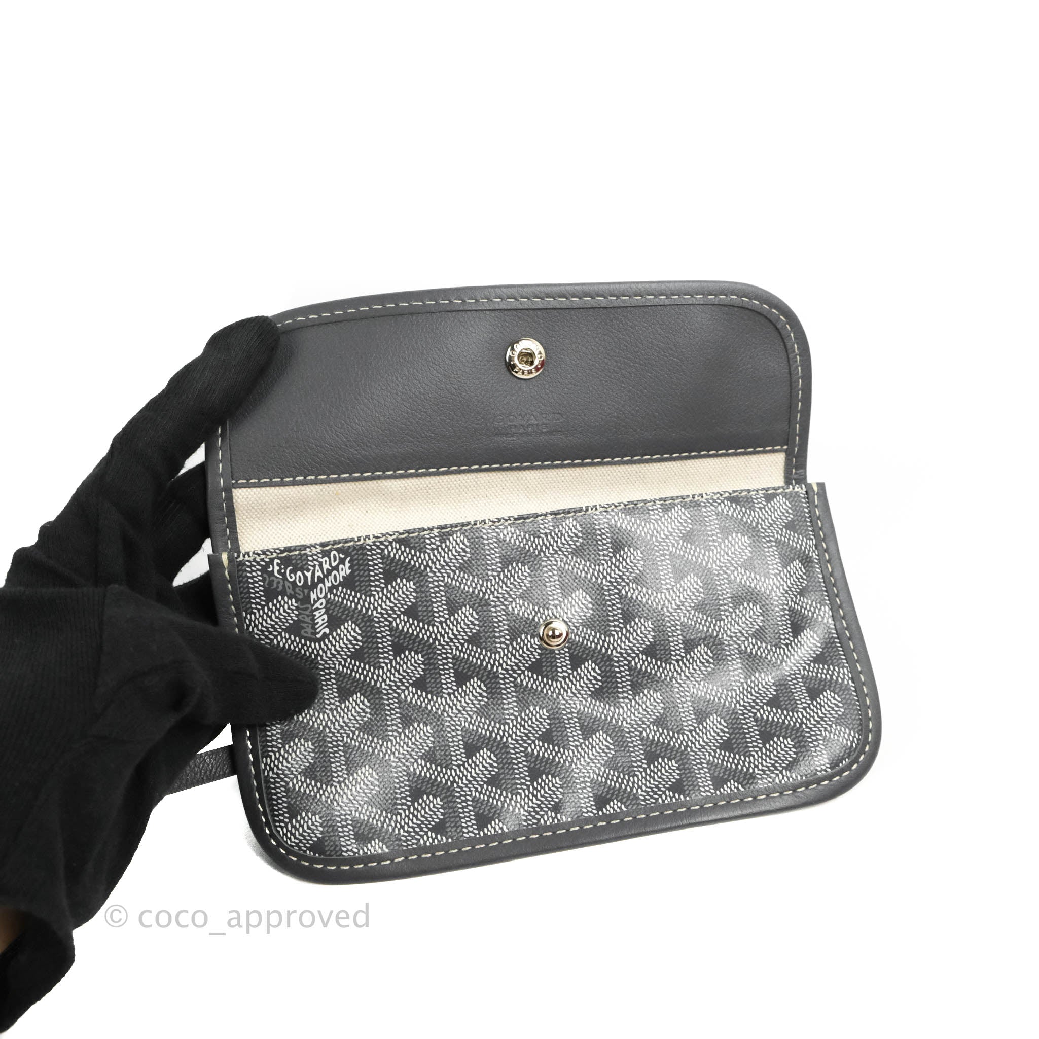 Goyard Goyardine Grey St. Louis GM Tote Bag Silver Hardware – Madison  Avenue Couture