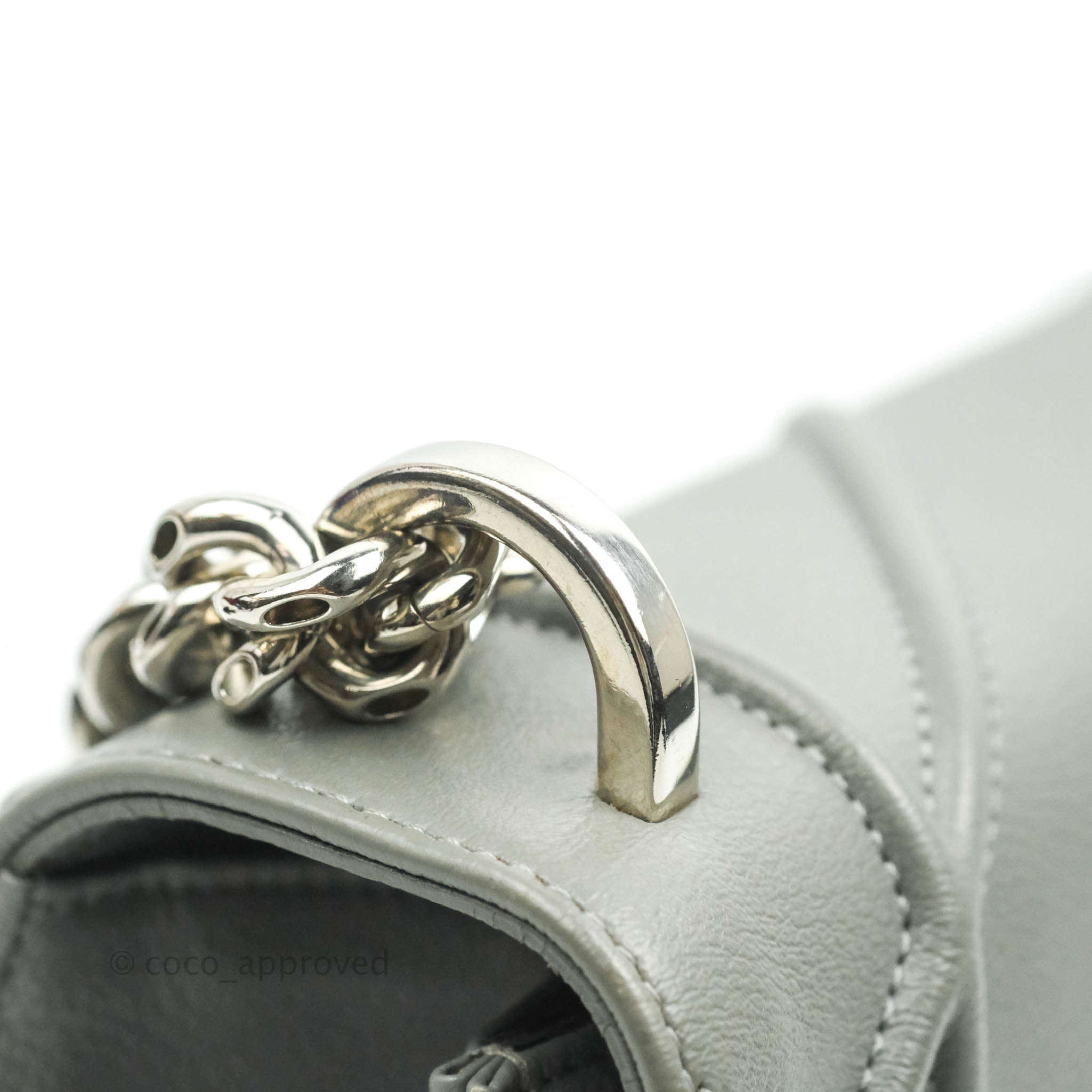 Chrisitian Dior Metallic Calfskin Micro-Cannage Small Diorama Flap Bag  Silver – STYLISHTOP