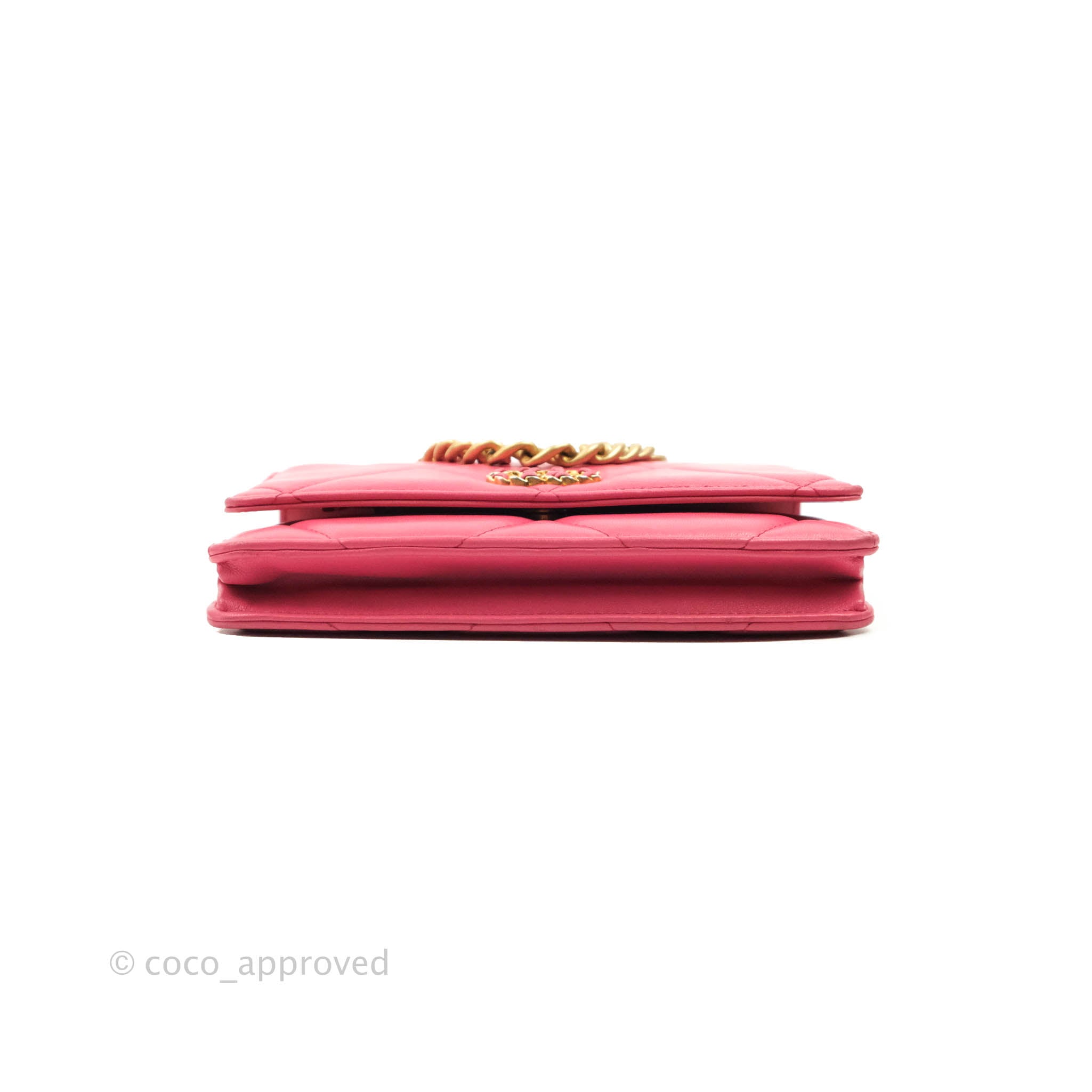 Chanel 19 Calfskin Wallet on Chain Iridescent Pink – DAC