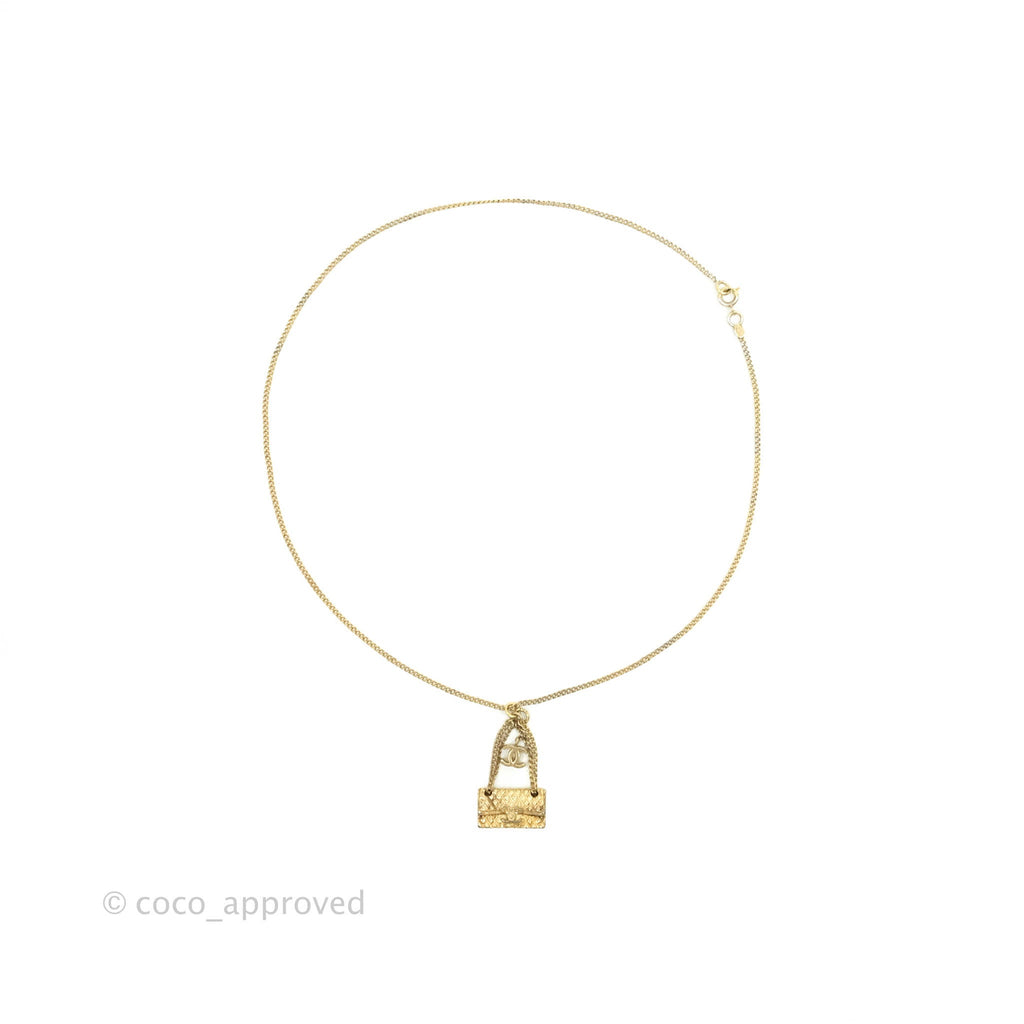 Chanel Flap Bag CC Pendant Necklace Gold Tone 05A