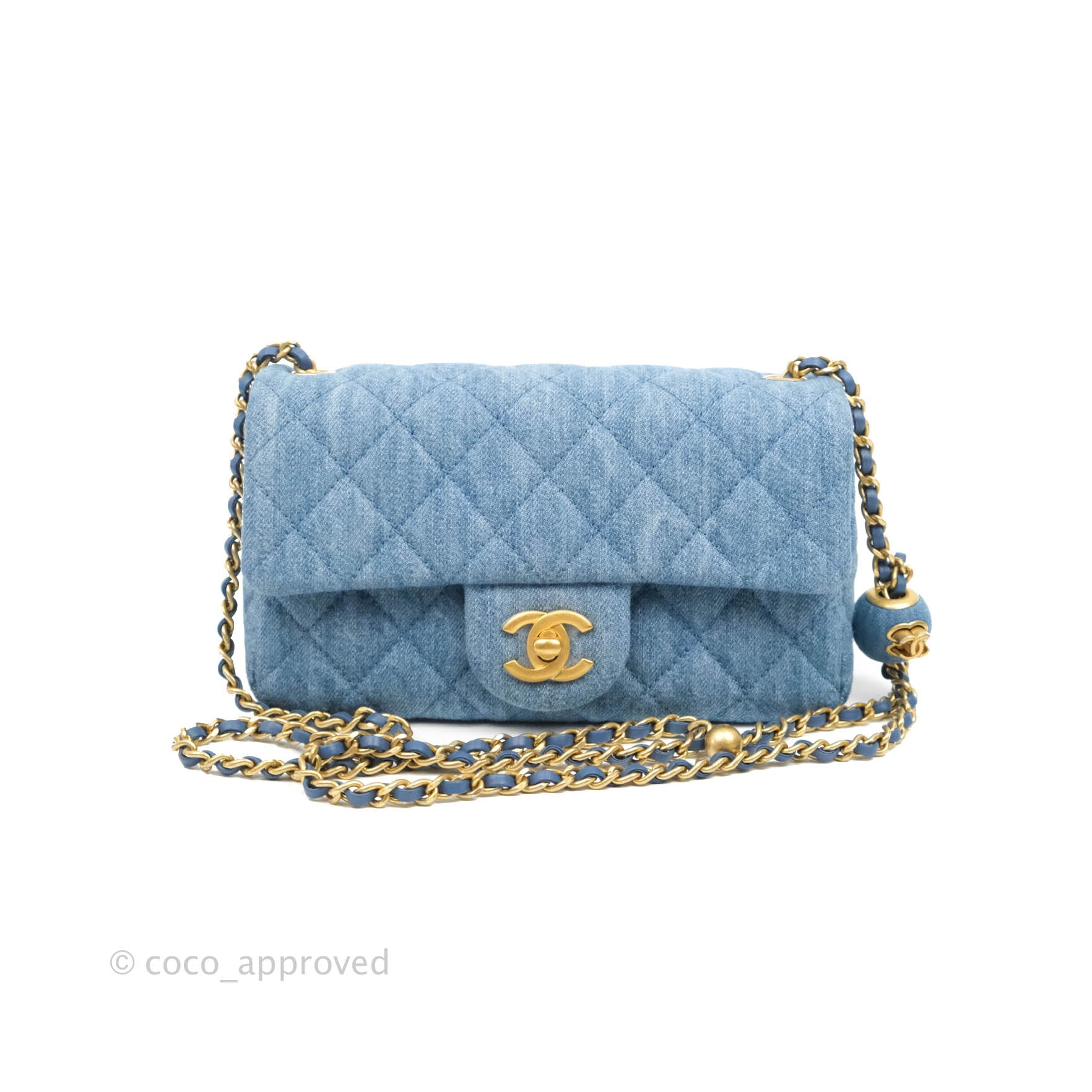 CHANEL Denim Quilted CC Pearl Crush Camera Case Blue 913201