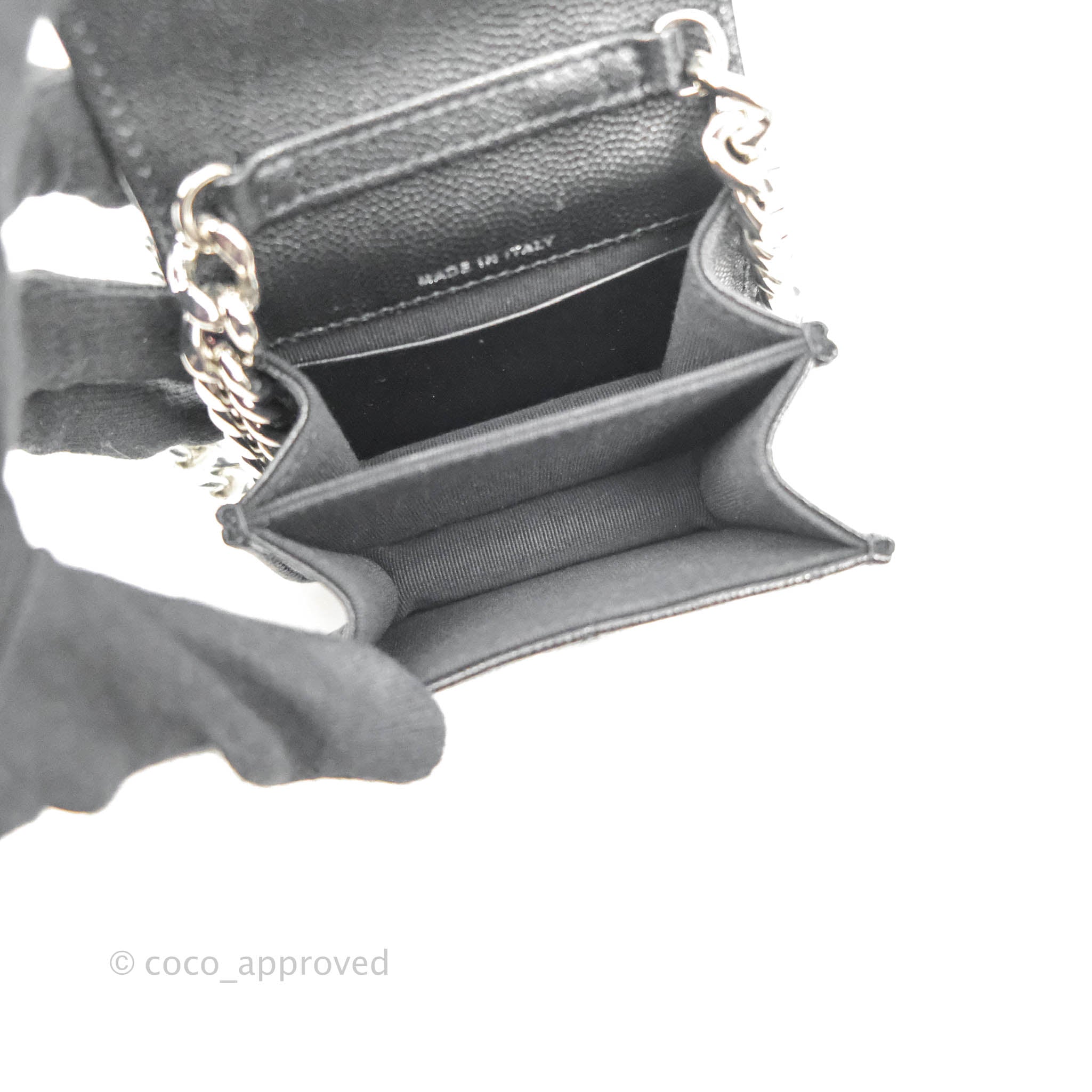 CHANEL 22 MINI CLUTCH WITH CHAIN in NAVY: Modshots & What fits inside?! ❤️  