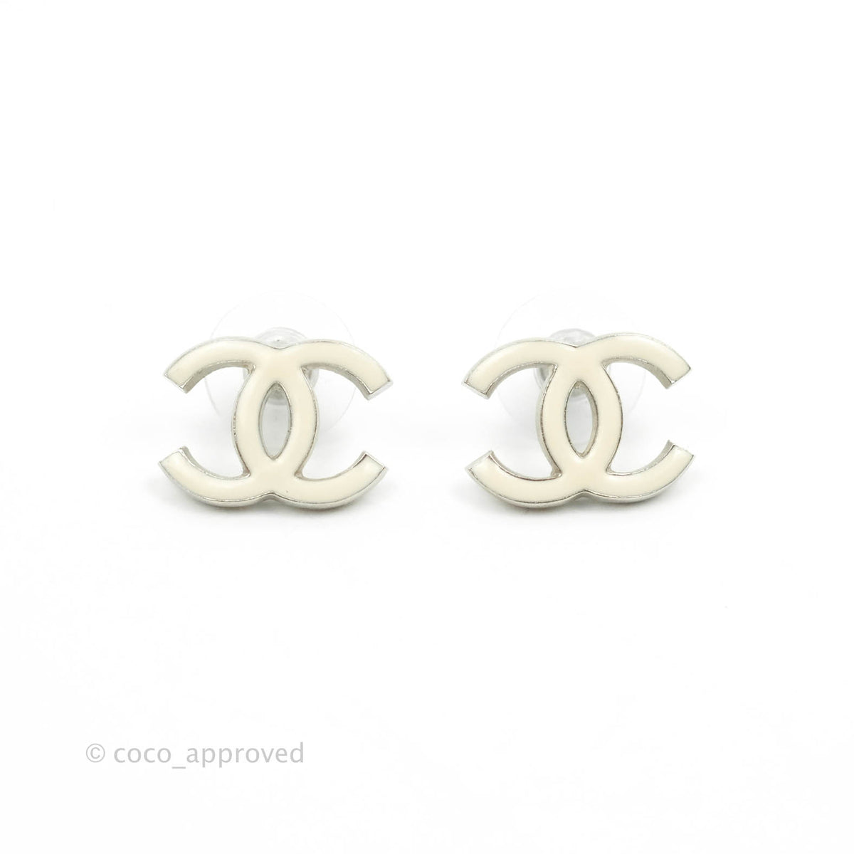 Cc earrings Chanel White in Metal - 21669788