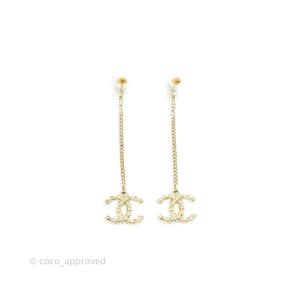 Cc earrings Chanel Gold in Metal - 39267320