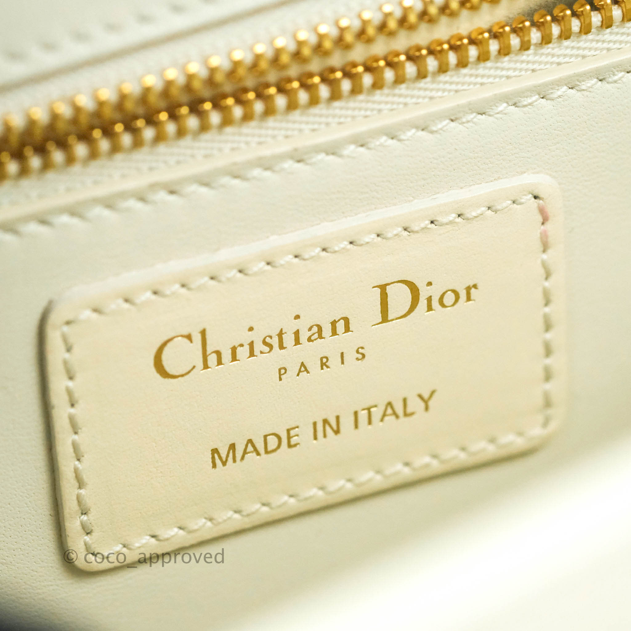Christian Dior White Calfskin 30 Montaigne Bag Gold Hardware Available For  Immediate Sale At Sotheby's