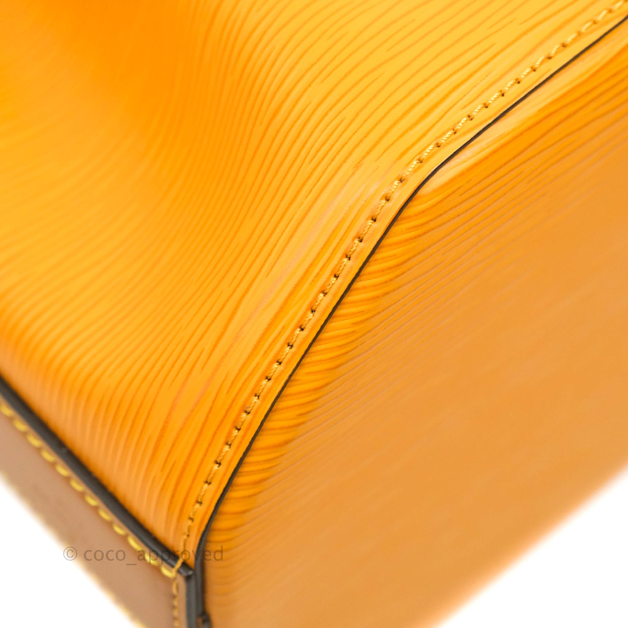 Louis Vuitton Tassil Yellow Epi Leather Accessories Pochette Bag 21 Louis  Vuitton