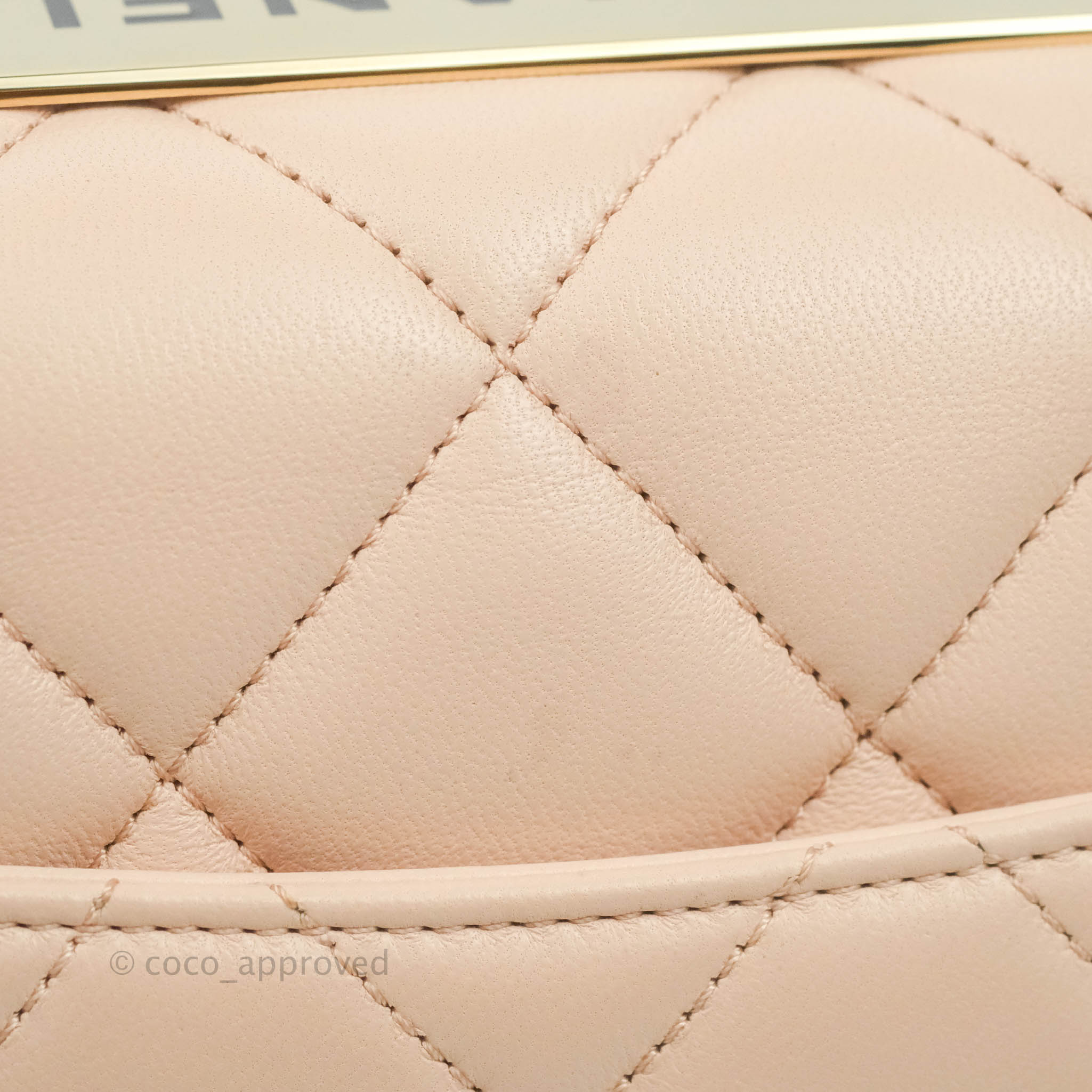 CHANEL Trendy CC Bag Medium Pink Lambskin with Light Gold Hardware