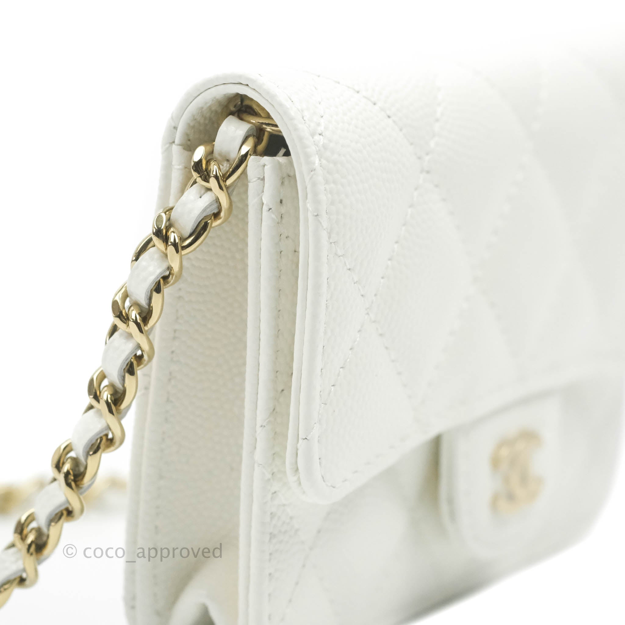 CHANEL Classic Card Holder Grained Calfskin & Gold-Tone Metal