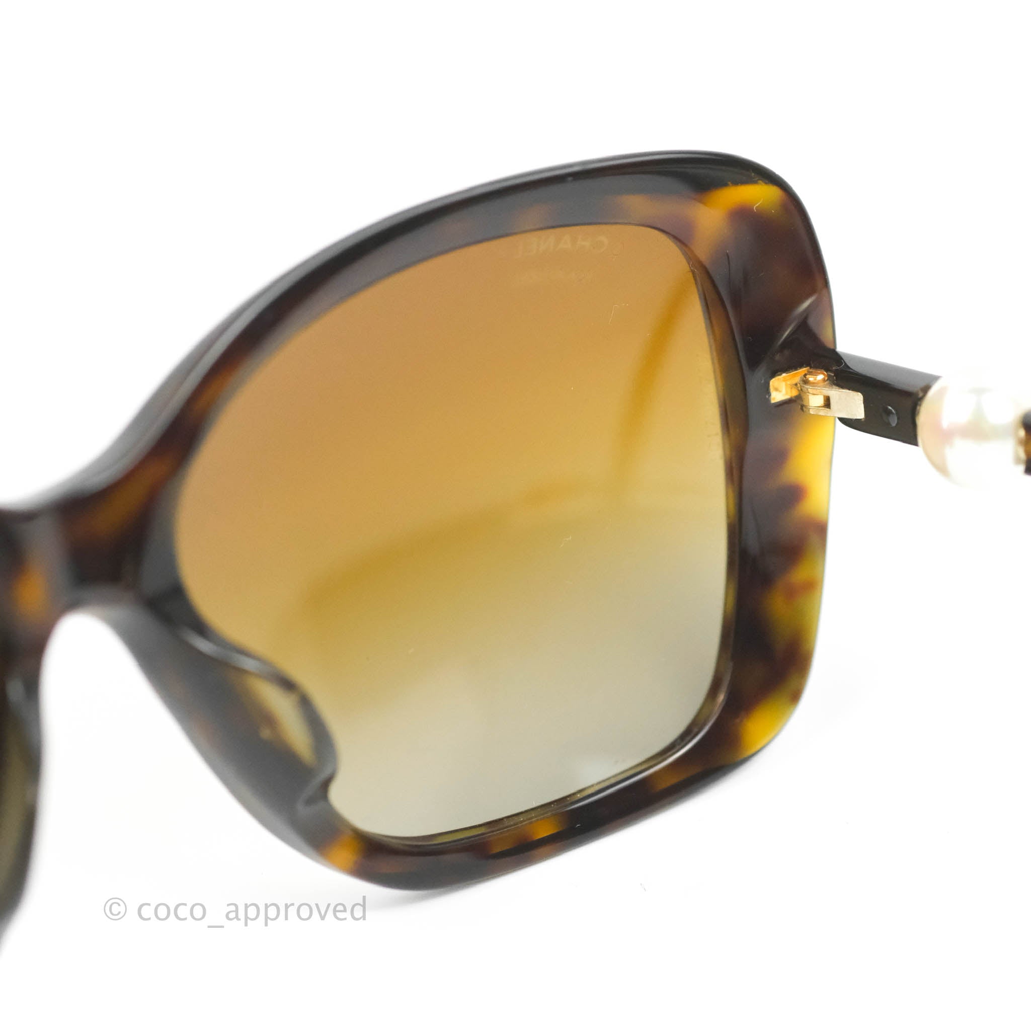 Chanel Tortoise Shell Oversized Frame Pearl CC Sunglasses – Coco Approved  Studio
