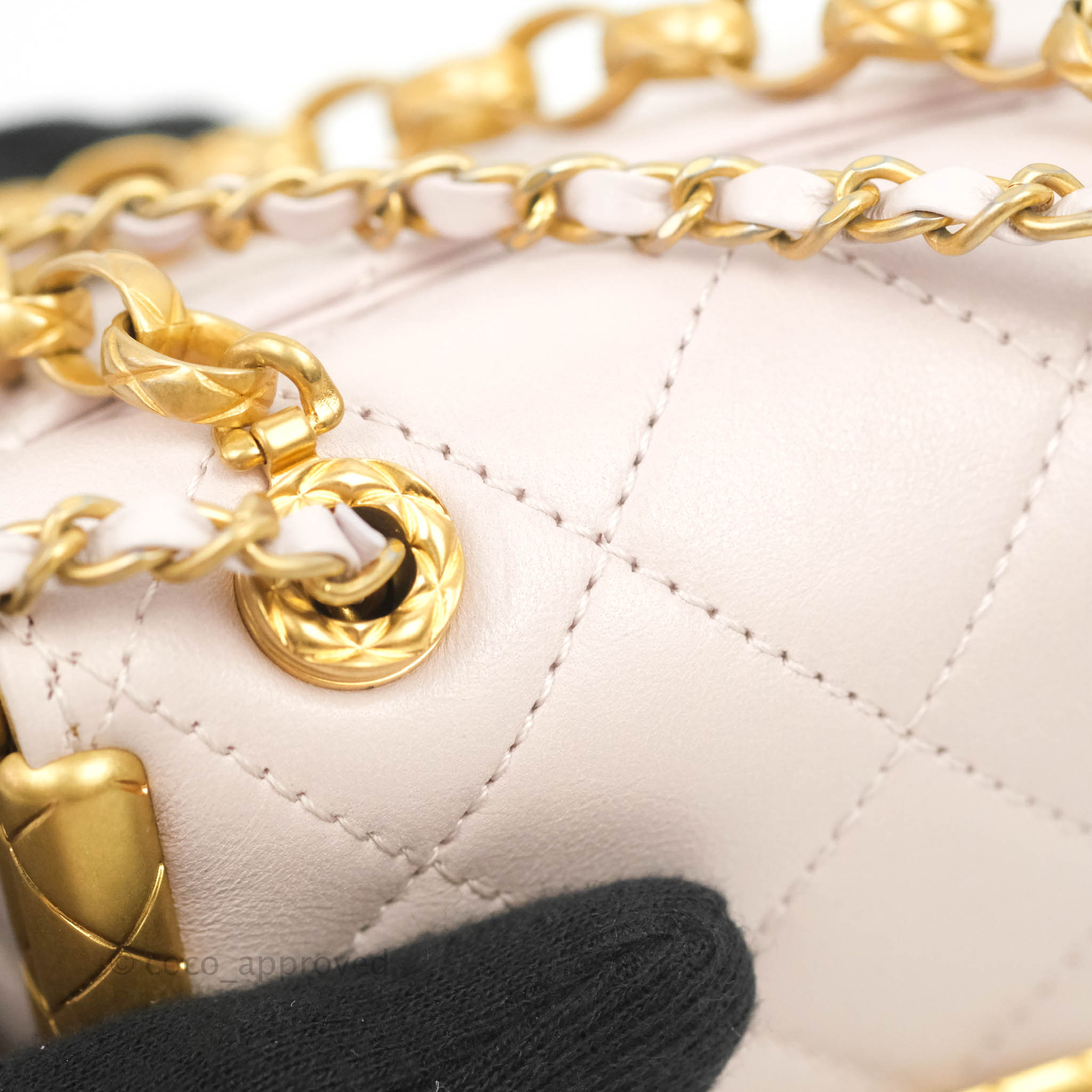 Chanel Metallic Gold Quilted Lambskin Kiss Lock Whipstitch Mini  Q6AGAN4NDB000