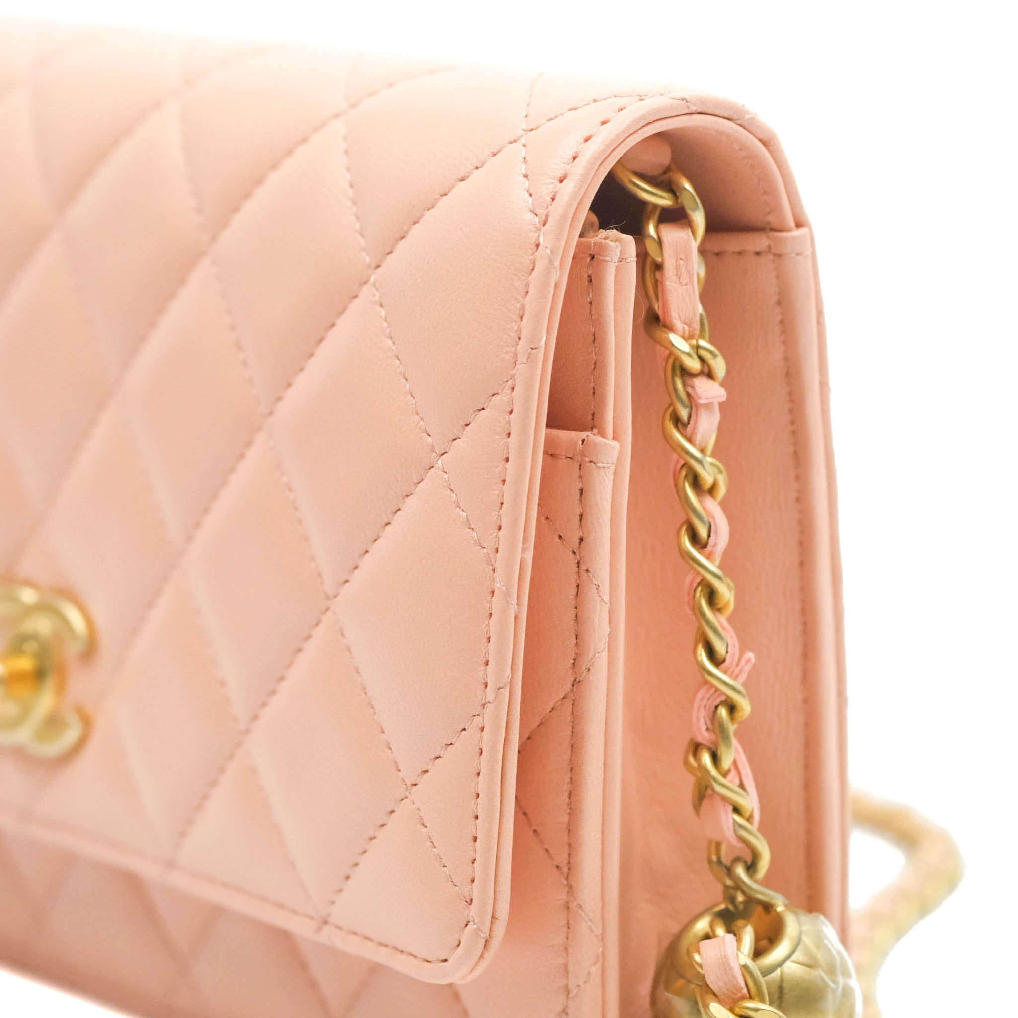 Chanel Quilted Classic Wallet on Chain WOC Pink Caviar Gold Hardware – Coco  Approved Studio