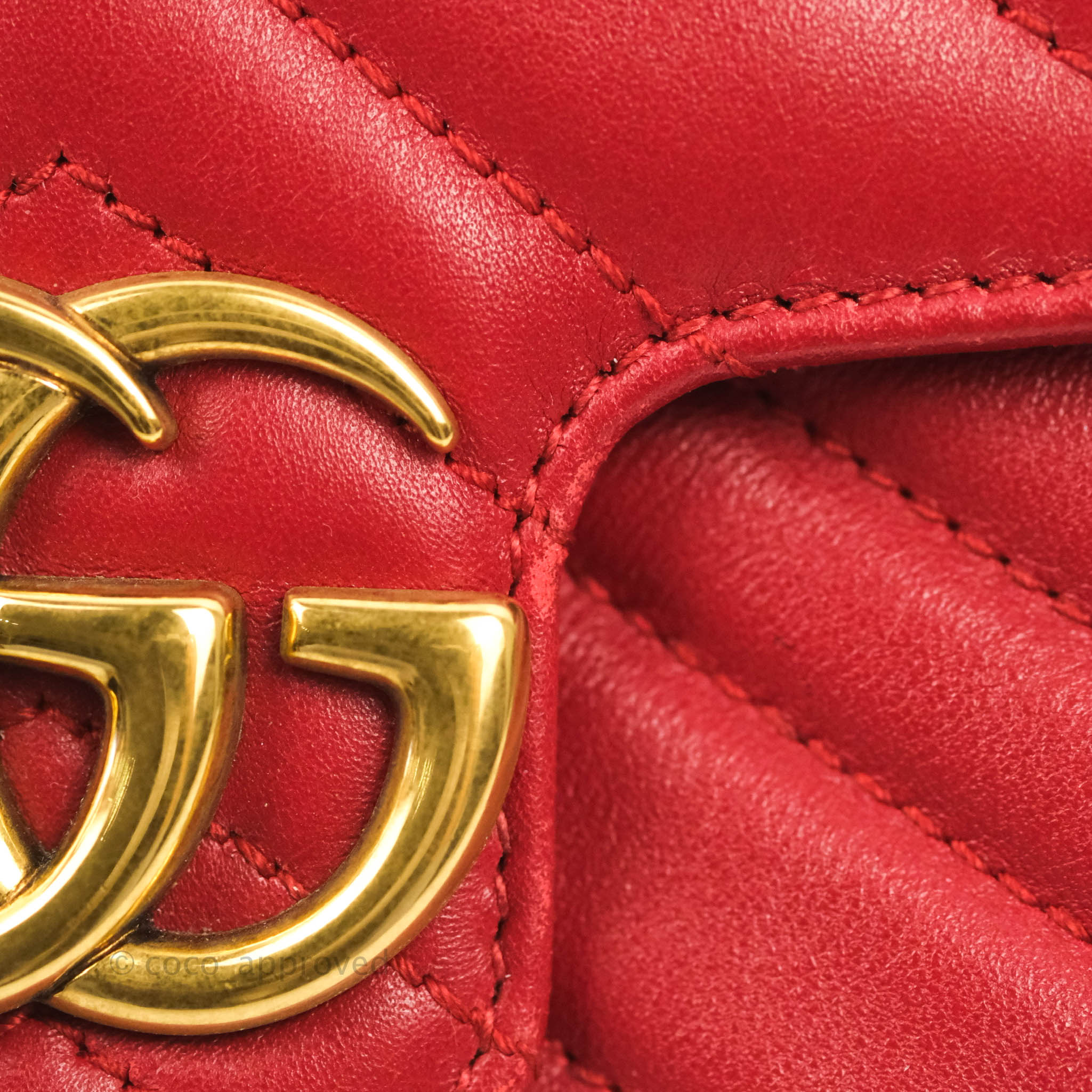 Gucci Red Matelassé Leather Mini GG Marmont Camera Bag Gucci