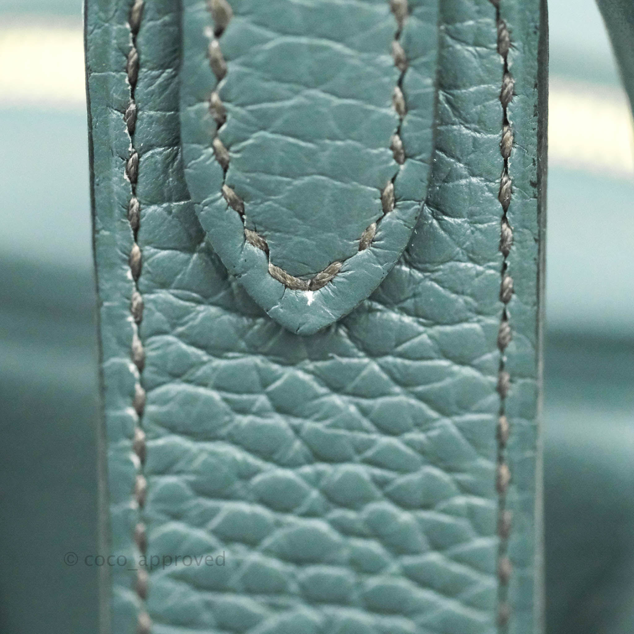 Hermès Lindy mini bag ₩ 8,980,000 Bleu de Prusse Clemence H079086CC7P  #hermesbleudeprusse #hermeslindy…