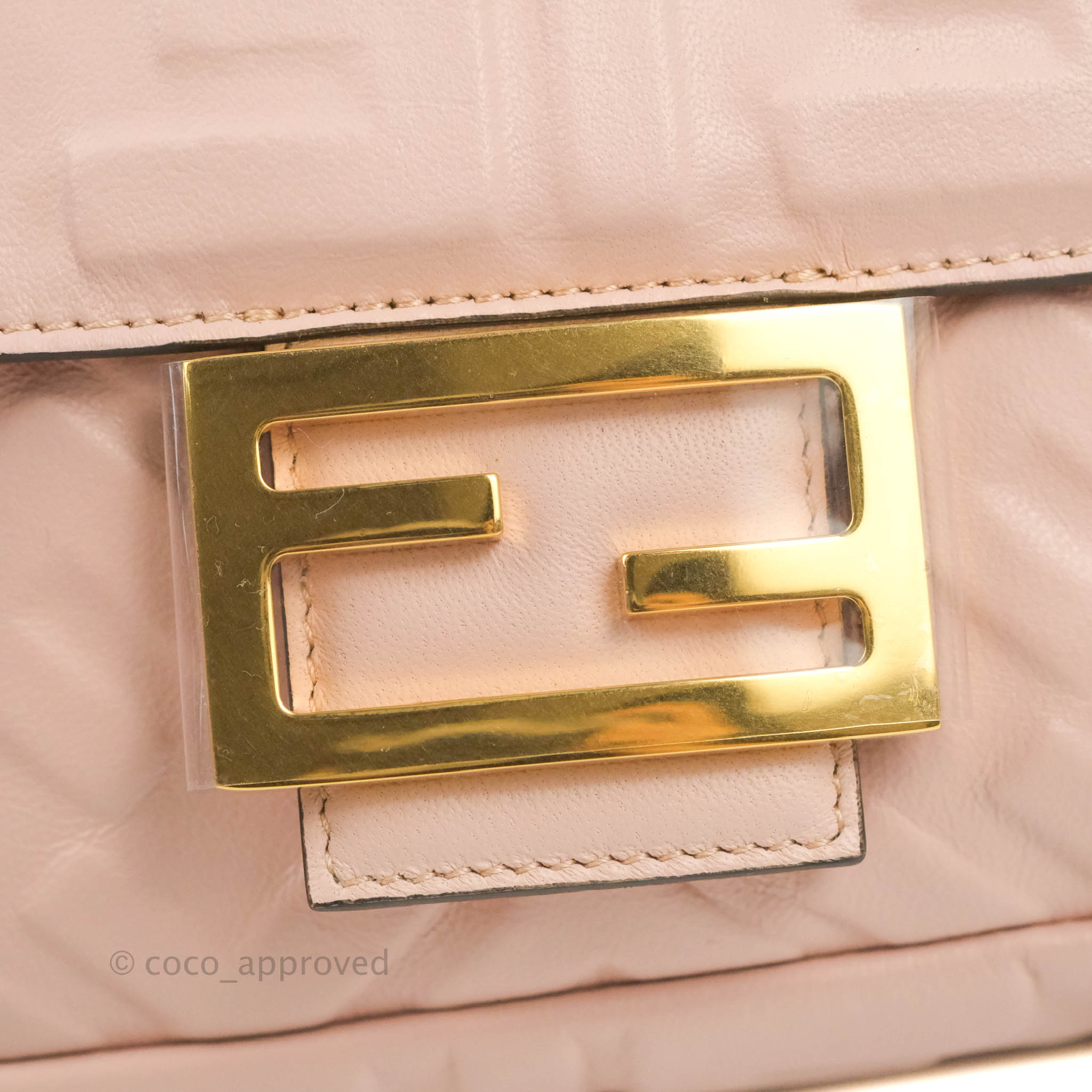 Fendi Nappa FF 1974 Embossed Baguette Rosa Quarzo