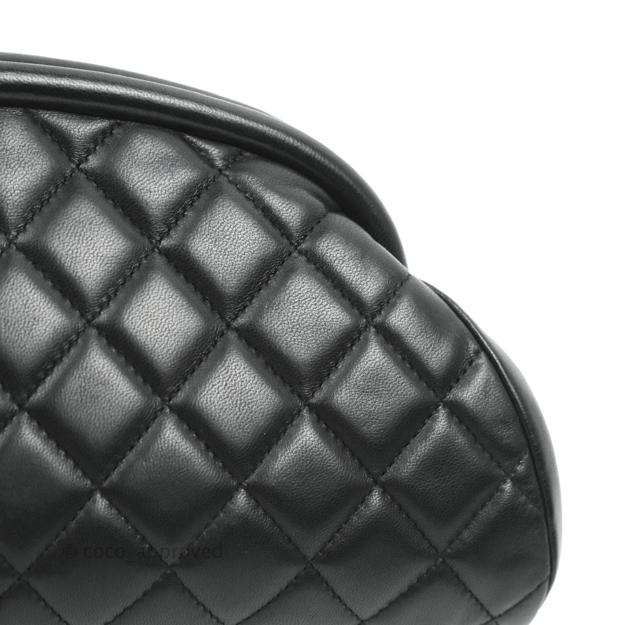 Chanel Quilted Timeless Kisslock Clutch Metallic Silver Lambskin Silve –  Coco Approved Studio