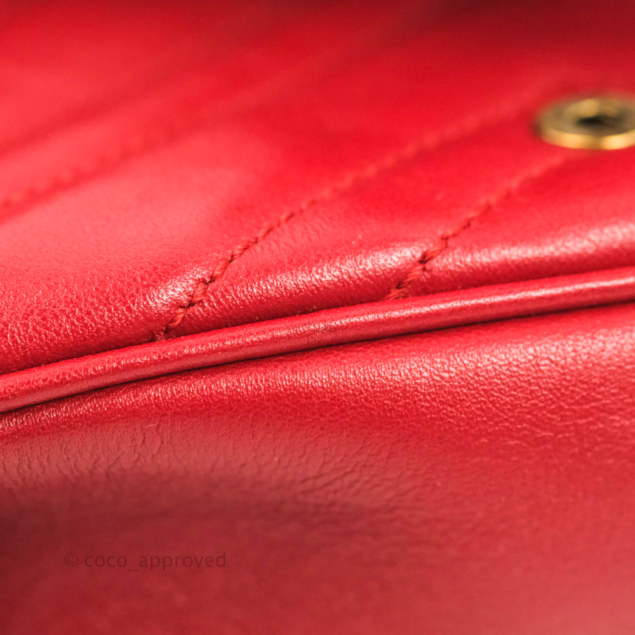 GG Marmont matelassé super mini bag in red leather