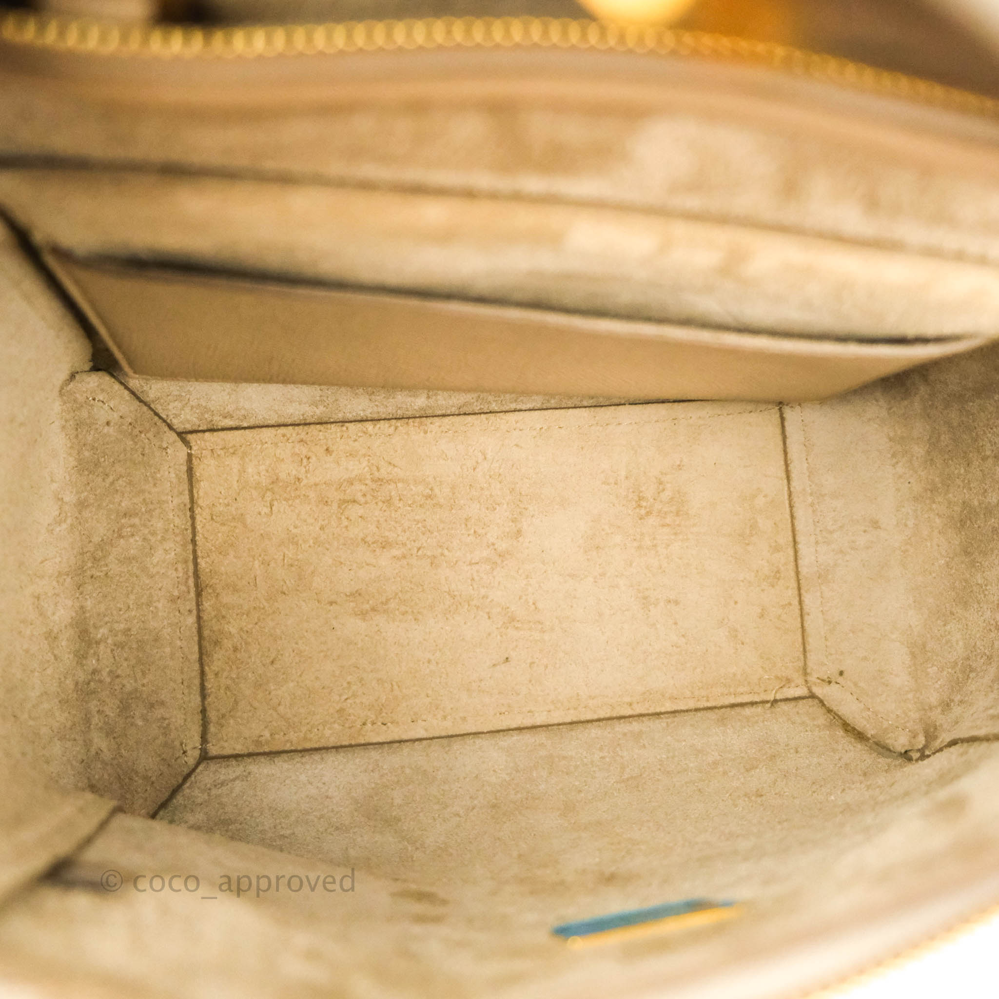 Celine pico belt bag - light taupe, 名牌, 手袋及銀包- Carousell