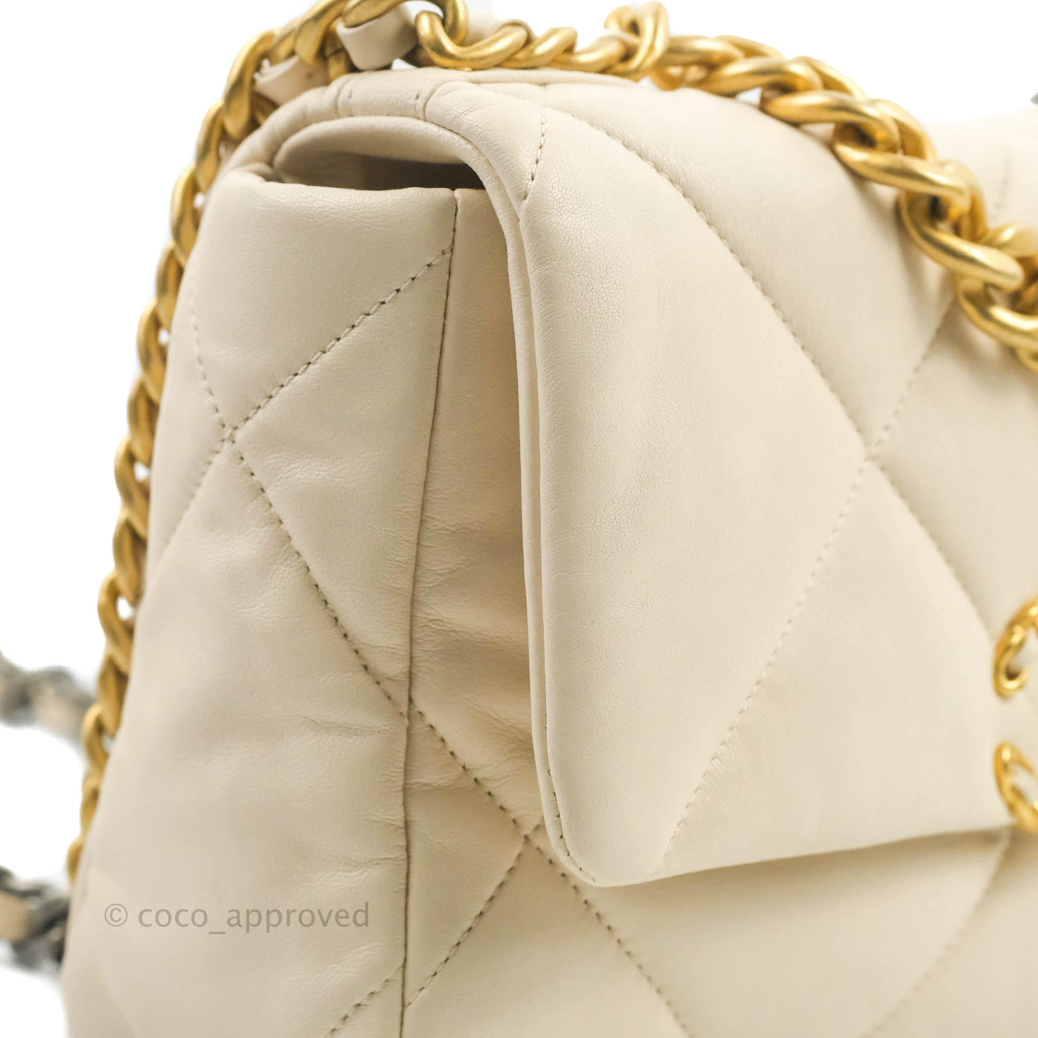 CHANEL 22C Beige 19 Flap Bag Small Medium Quilt Leather Gold Silver CC NEW  AUTH