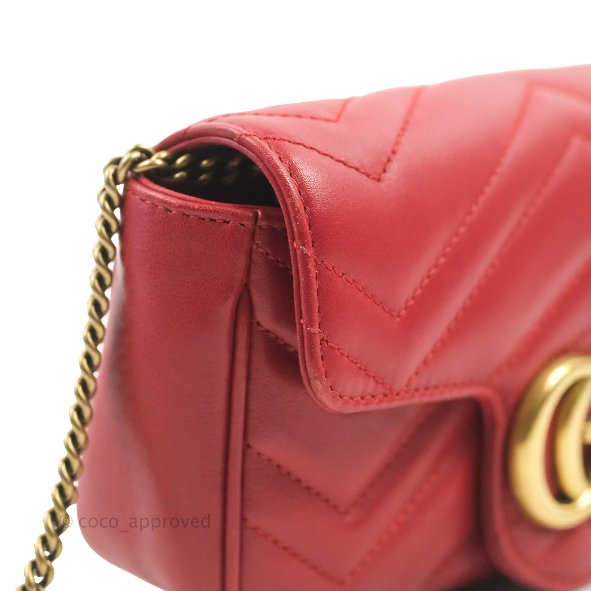 Gucci GG Marmont Matelassé Mini Bag in Red