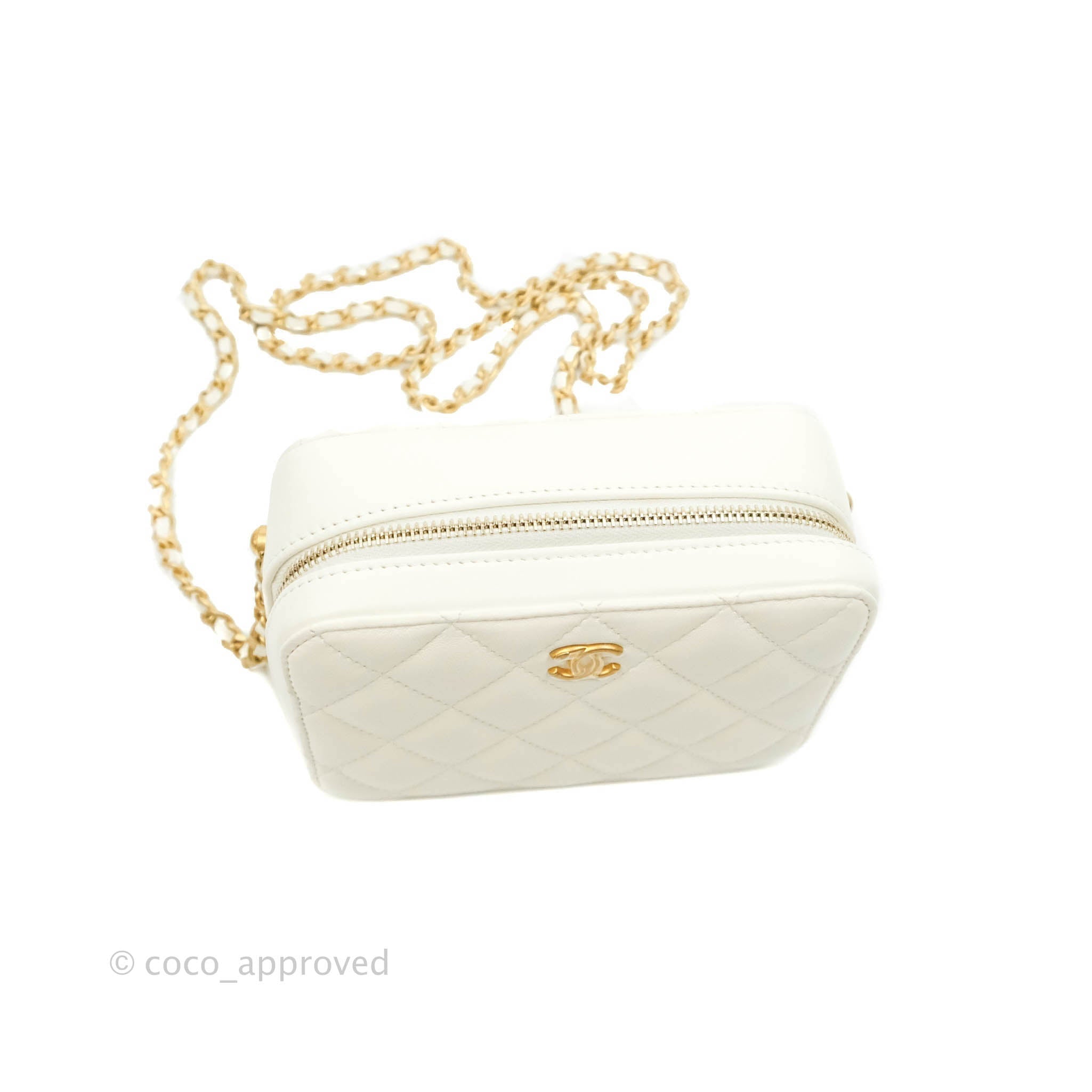 Chanel Mini Pearl Crush Quilted Camera Case White Lambskin Aged Gold H –  Coco Approved Studio