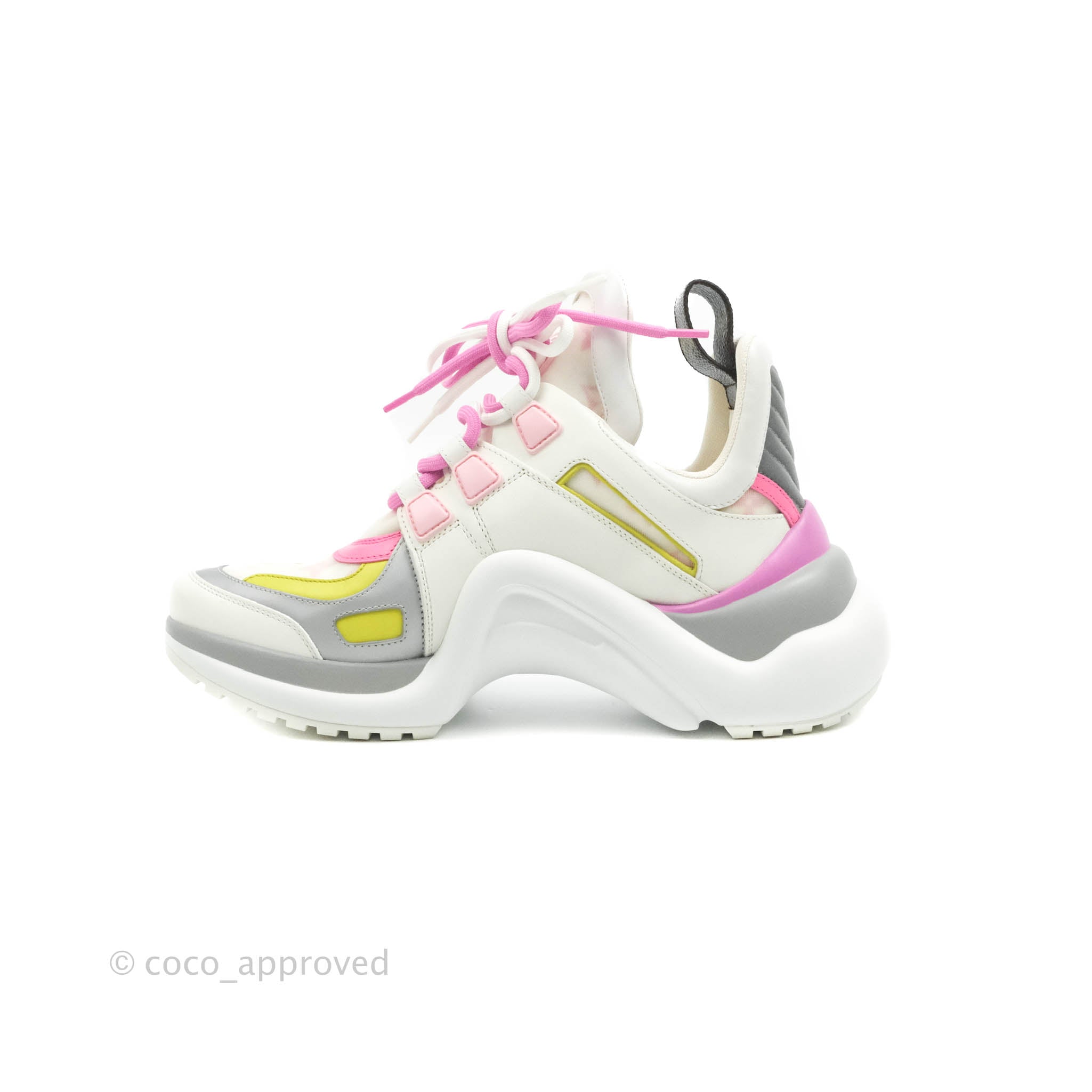 LV Archlight Sneaker Light Pink For Women - Fernize