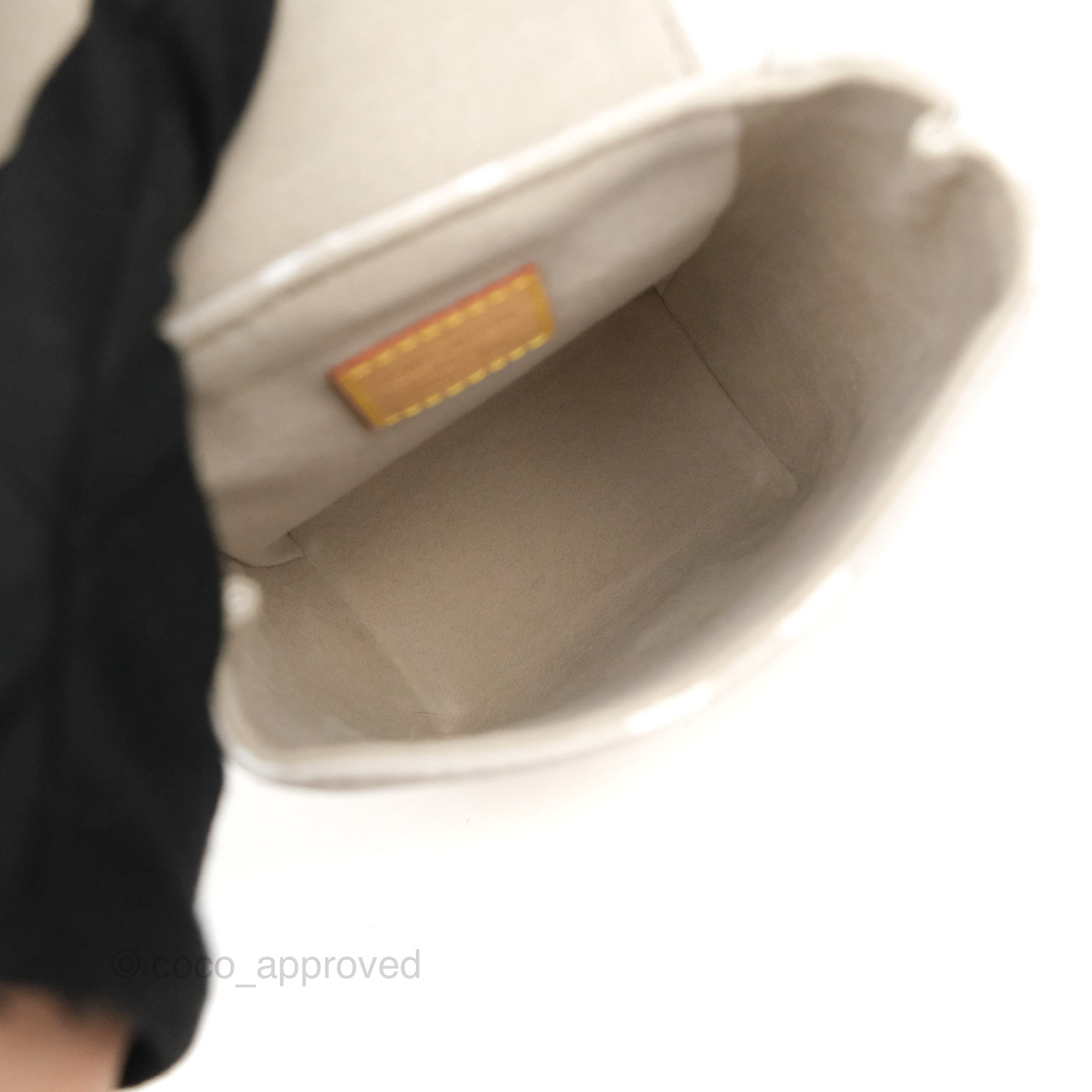 Shop Louis Vuitton MONOGRAM EMPREINTE 2021-22FW Tiny backpack (M80738) by  Kanade_Japan