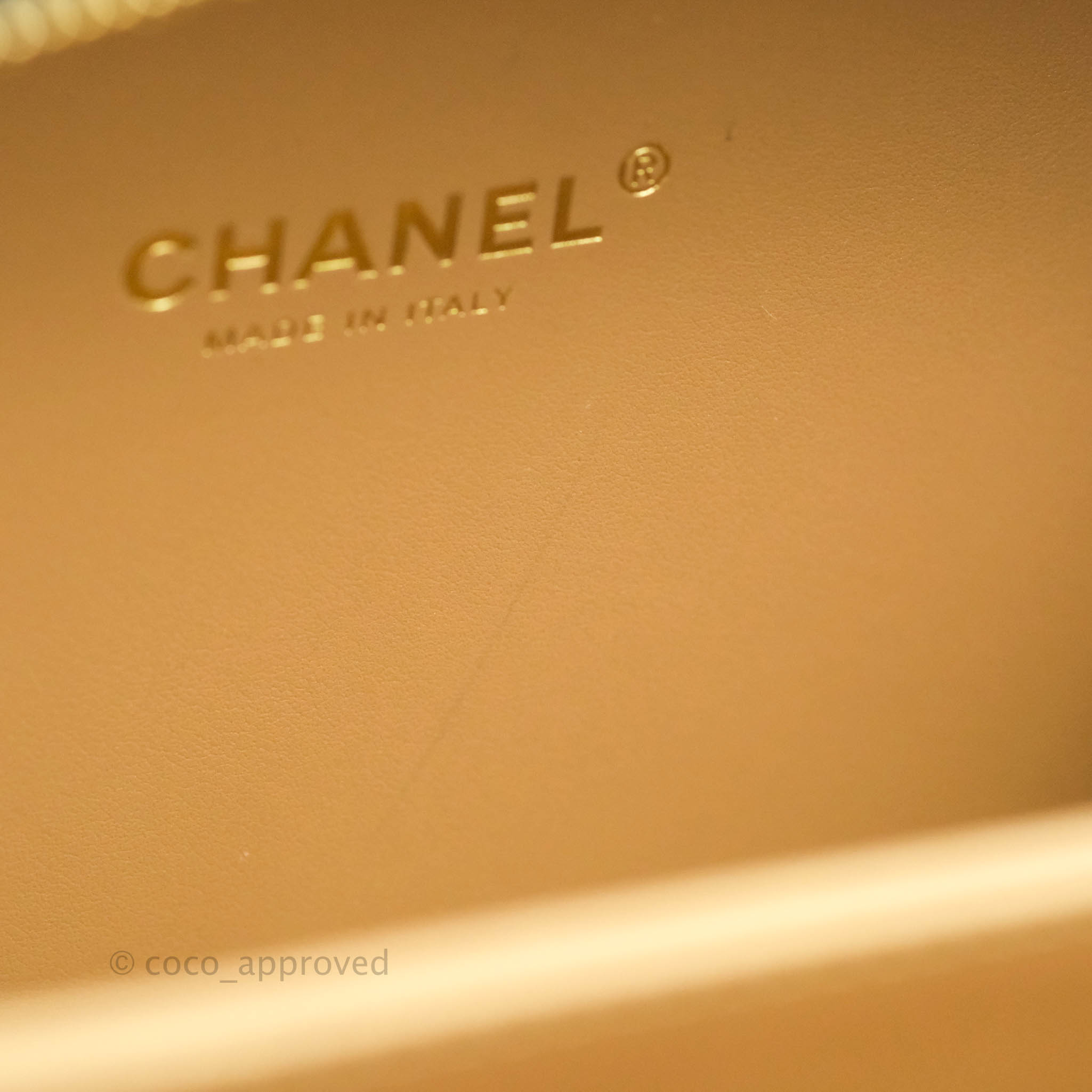 CHANEL COCO Mark Gold Hardware Vanity case – kingram-japan