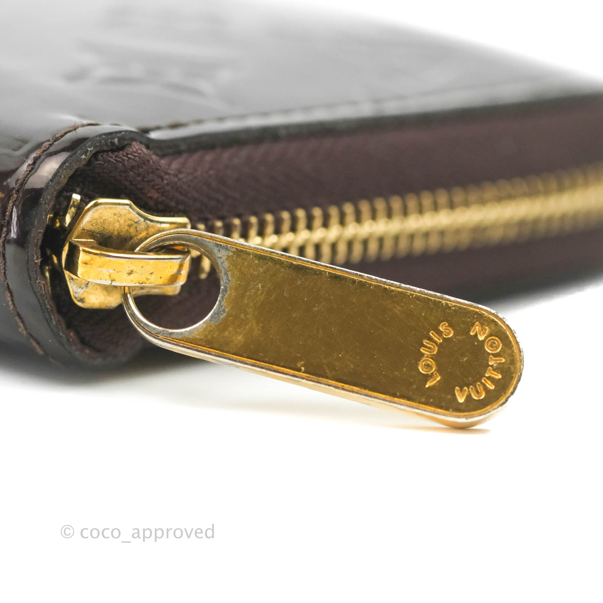 LOUIS VUITTON Vernis Zippy Wallet Amarante 186736