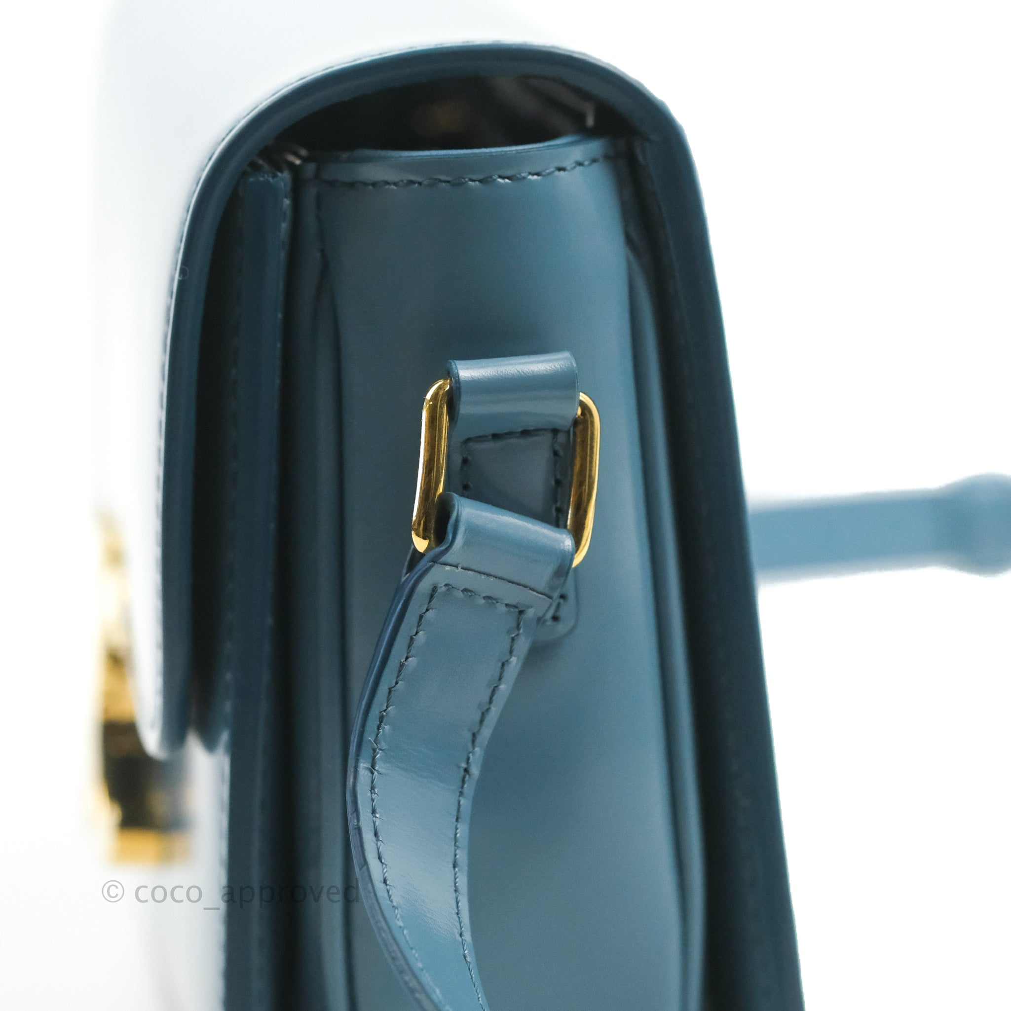 TEEN TRIOMPHE BAG IN SHINY CALFSKIN - SOFT BLUE