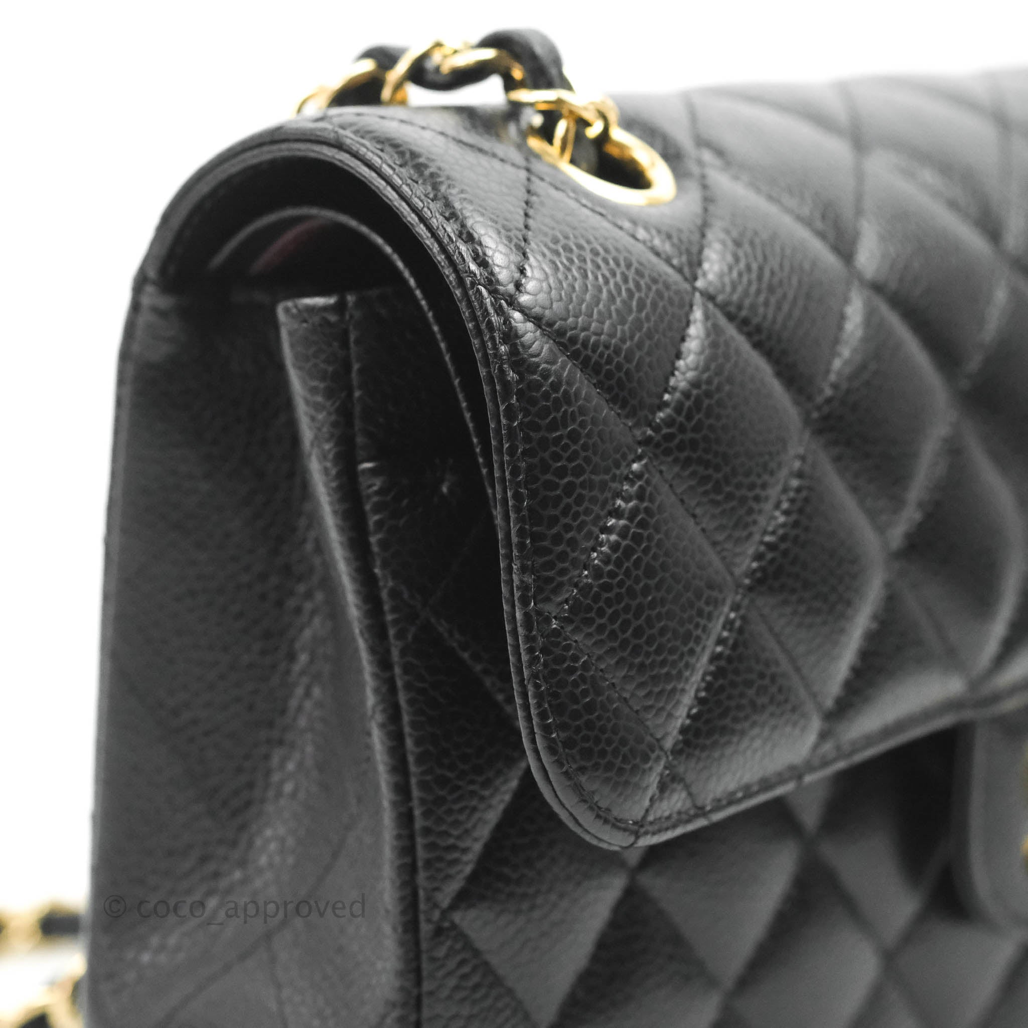 nhd.idri / Chanel / classic flap / bag / black / gold / minimal