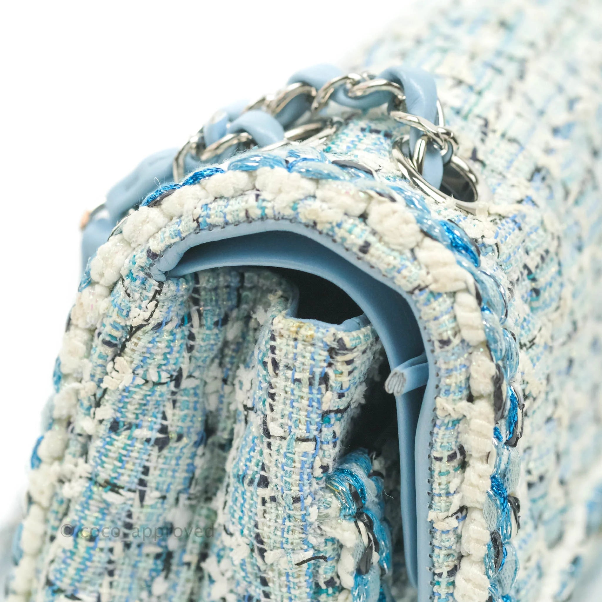 Chanel Blue & Multicolor Quilted Tweed 19 Flap Bag Medium Q6B1T34FM7001
