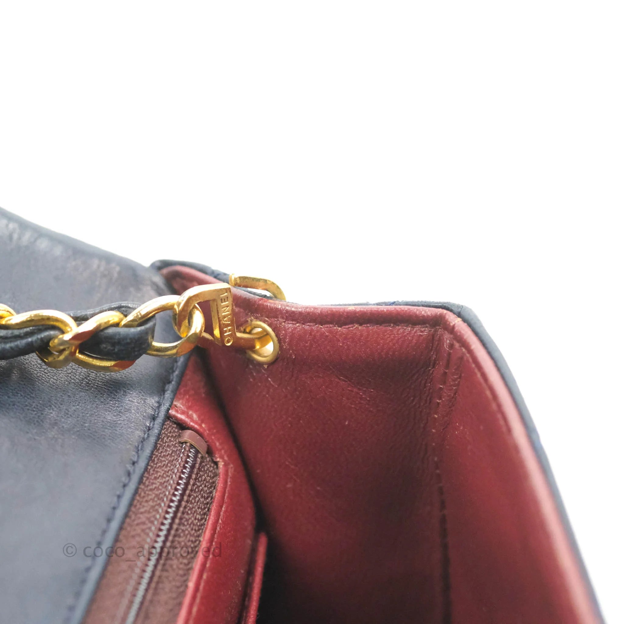 chanel wallet chain strap holder