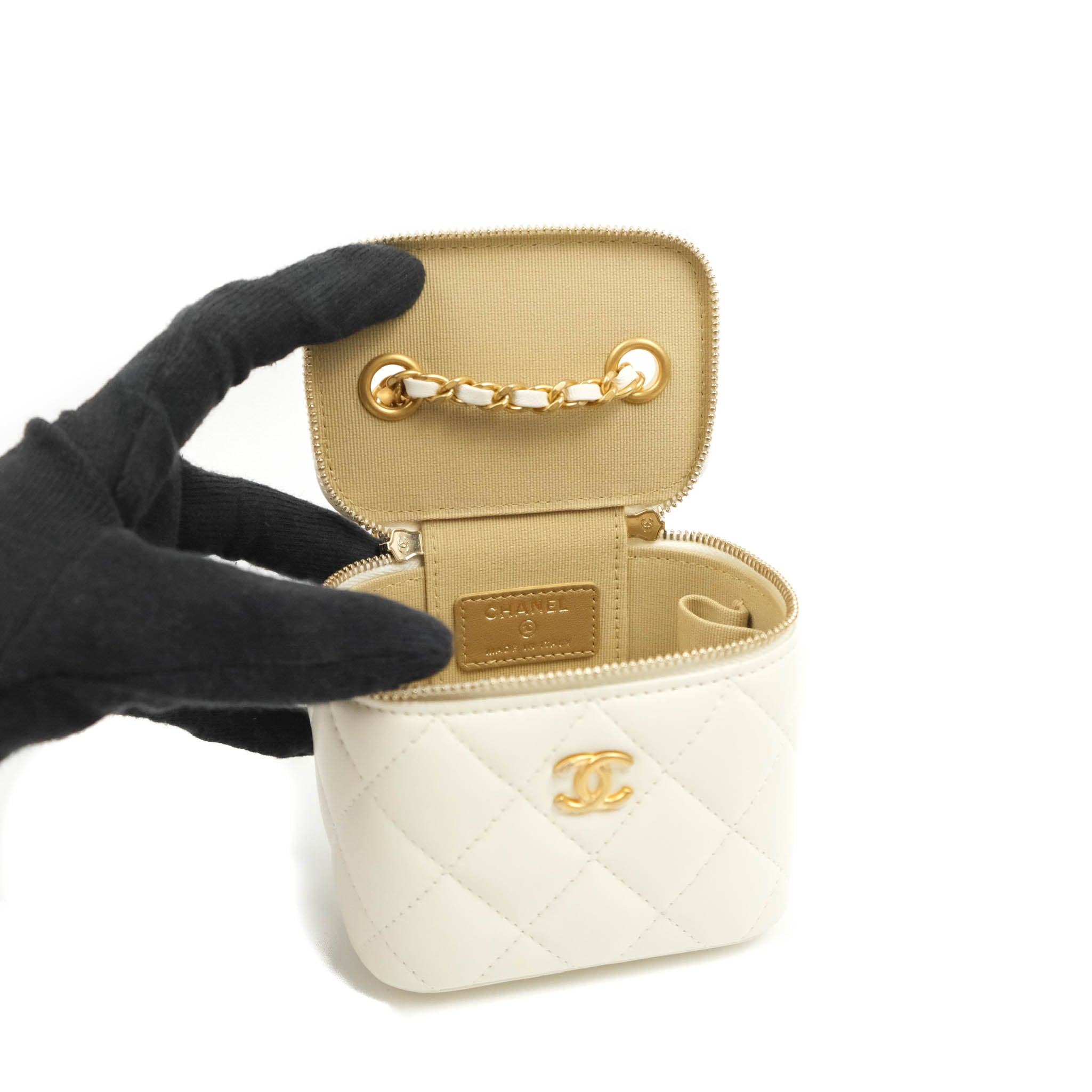Chanel Mini Pearl Crush Vanity With Chain White Lambskin Aged Gold Har – Coco  Approved Studio