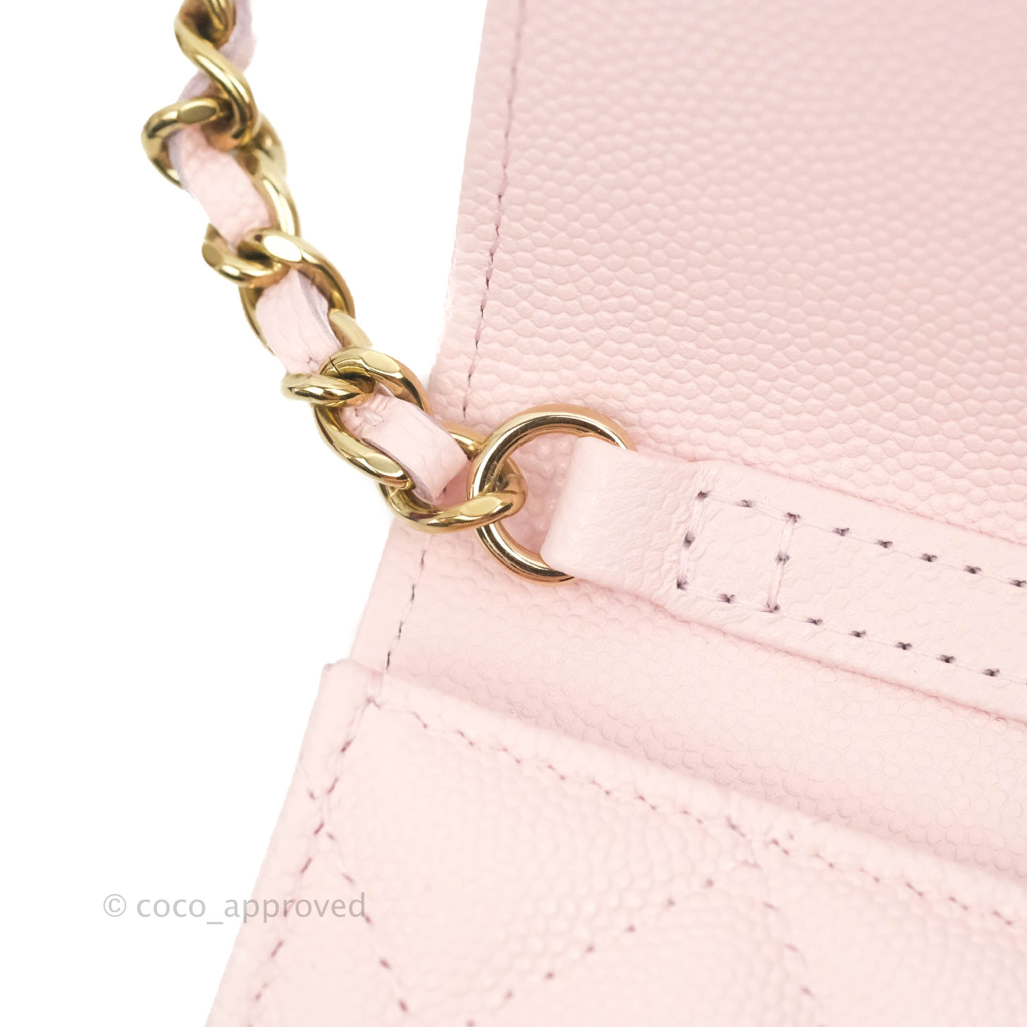 CHANEL 22P Light Pink Caviar Snap Card Holder Light Gold Hardware –  AYAINLOVE CURATED LUXURIES